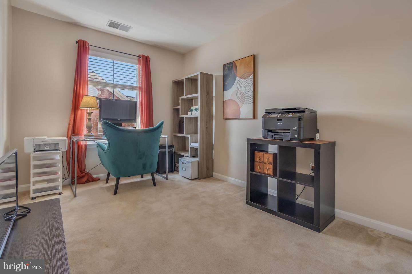 BELMONT TOWN CENTER - Residential Lease