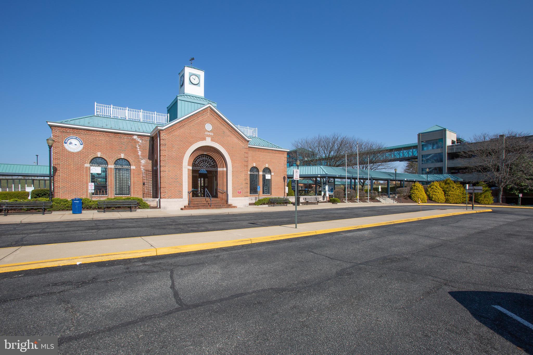 BELMONT TOWN CENTER - Residential Lease