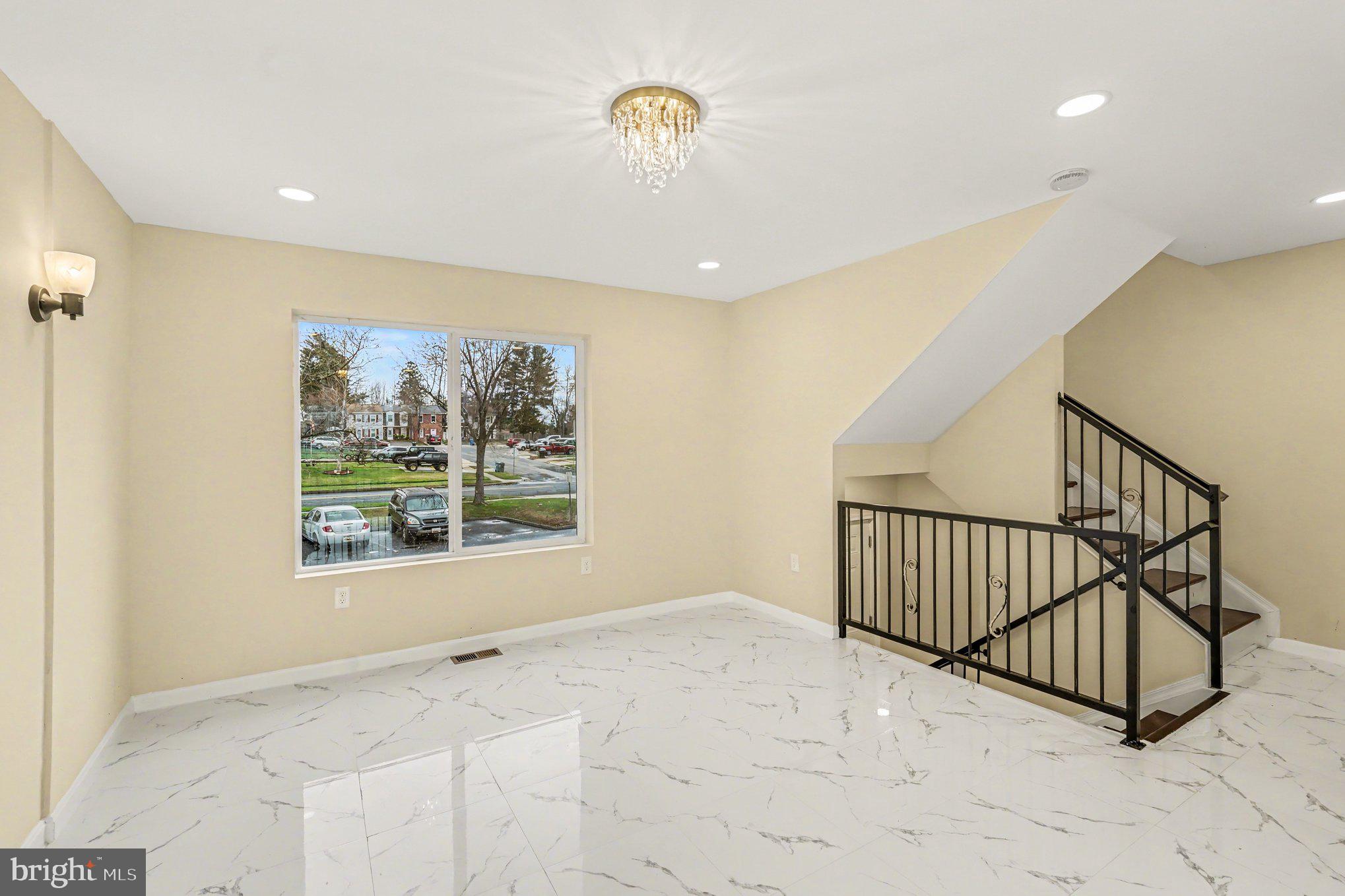 1935 BROOKSIDE DRIVE