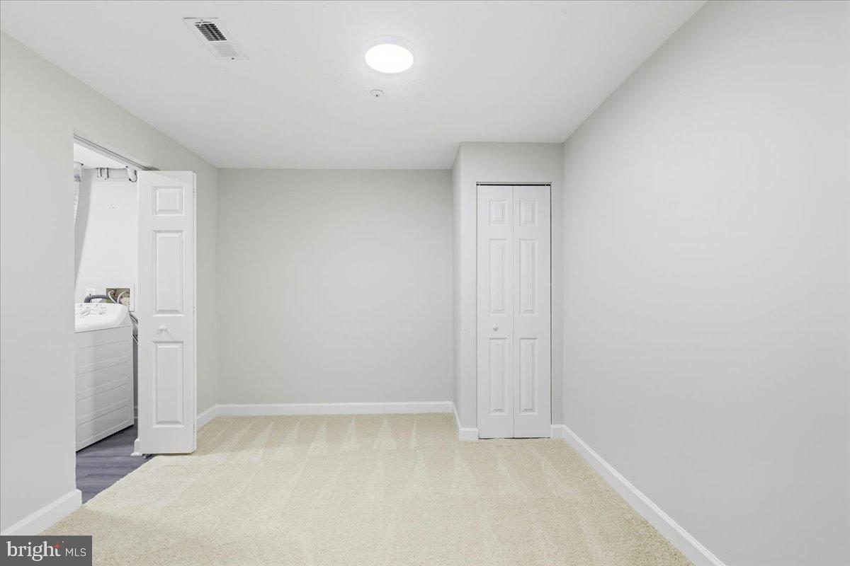 PENNSYLVANIA PLACE - Residential