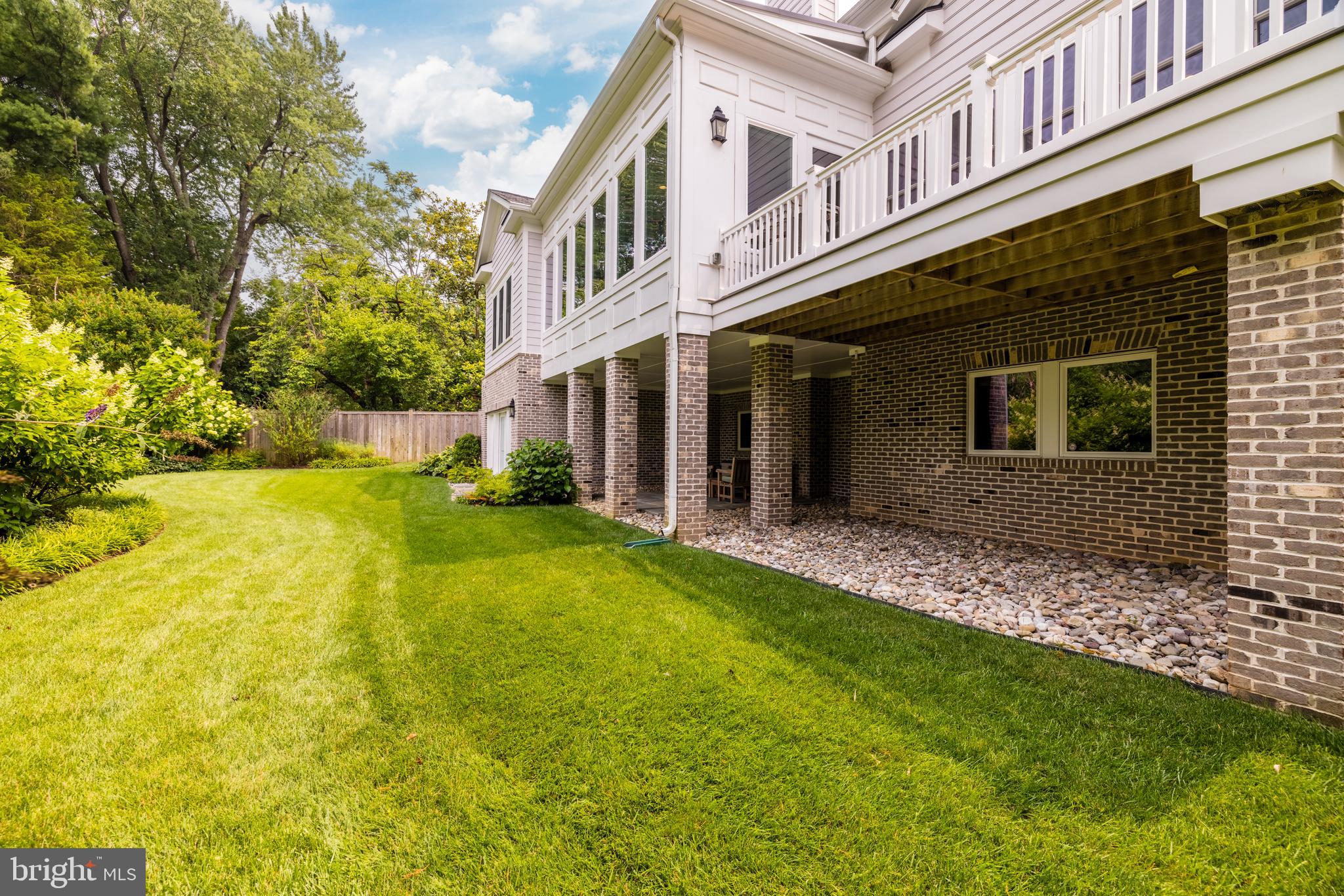 EL NIDO ESTATES - Residential