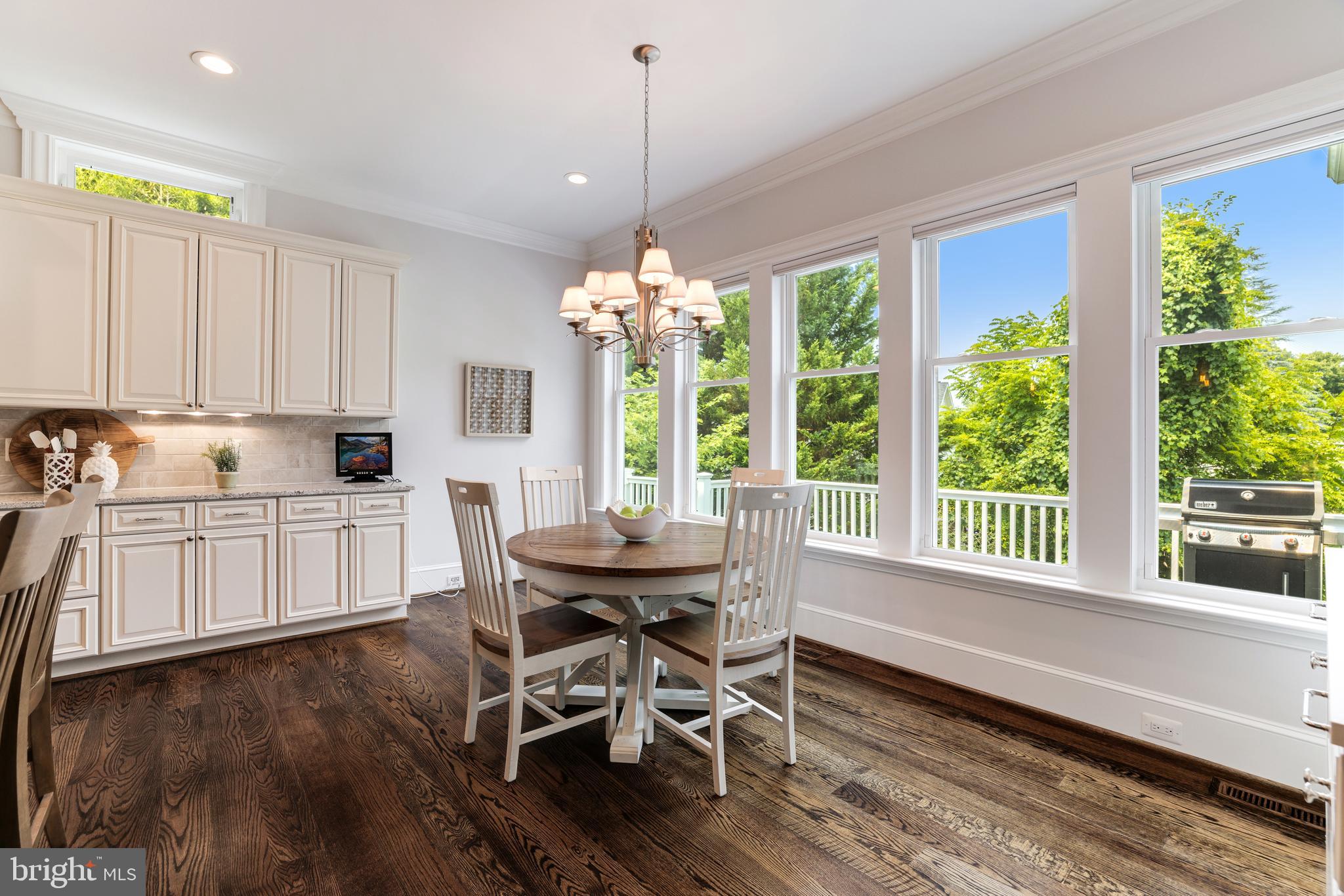 EL NIDO ESTATES - Residential