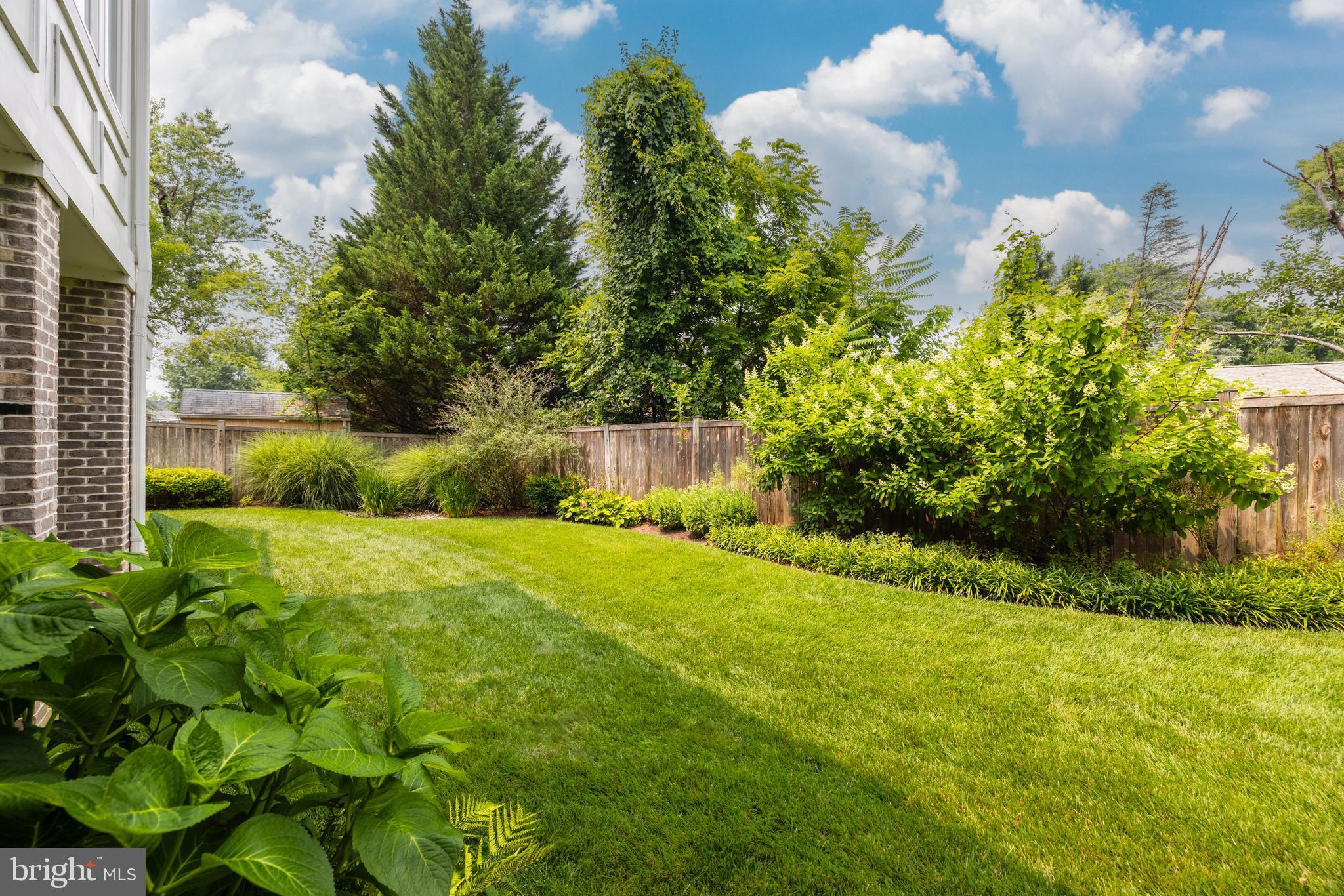 EL NIDO ESTATES - Residential