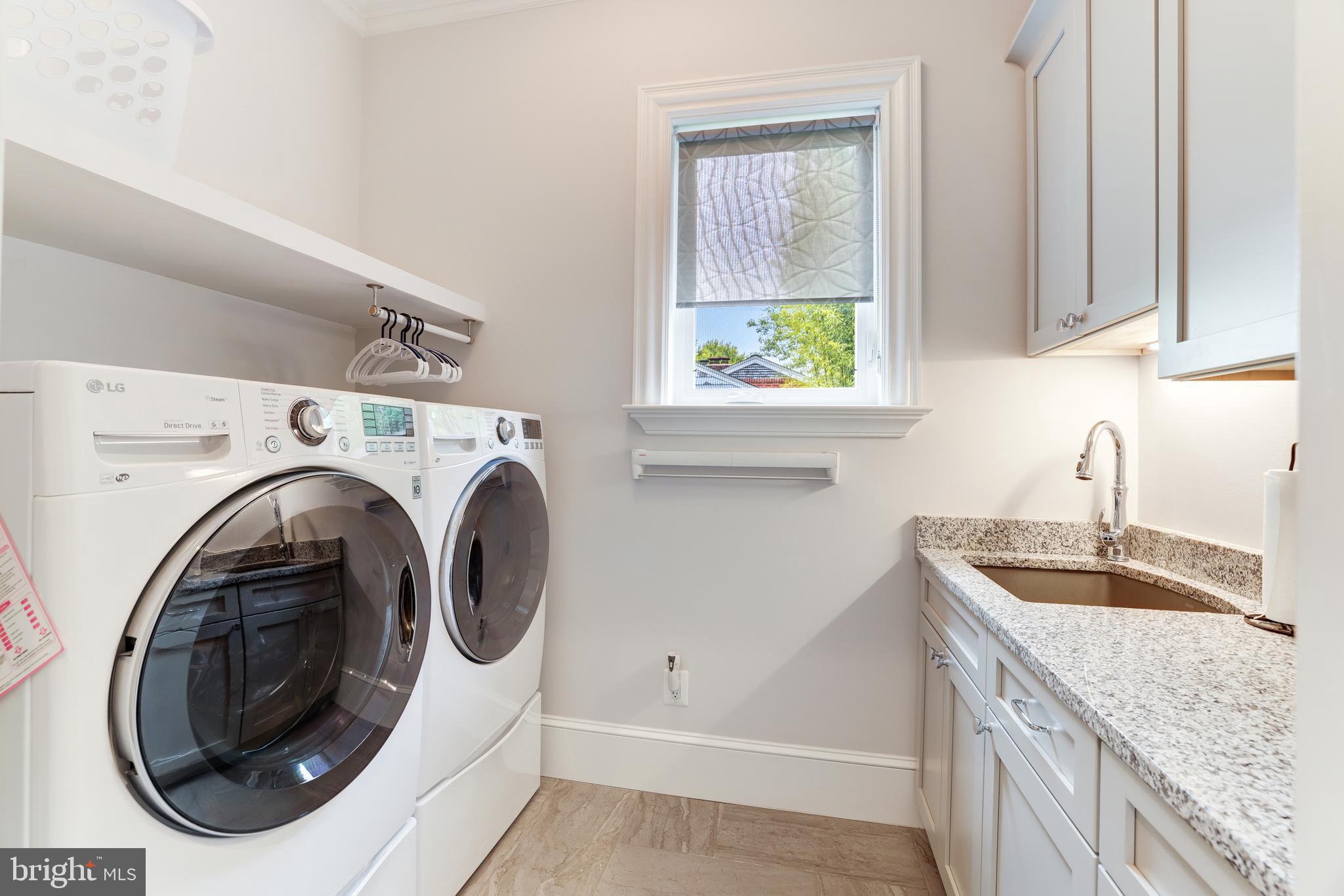 EL NIDO ESTATES - Residential