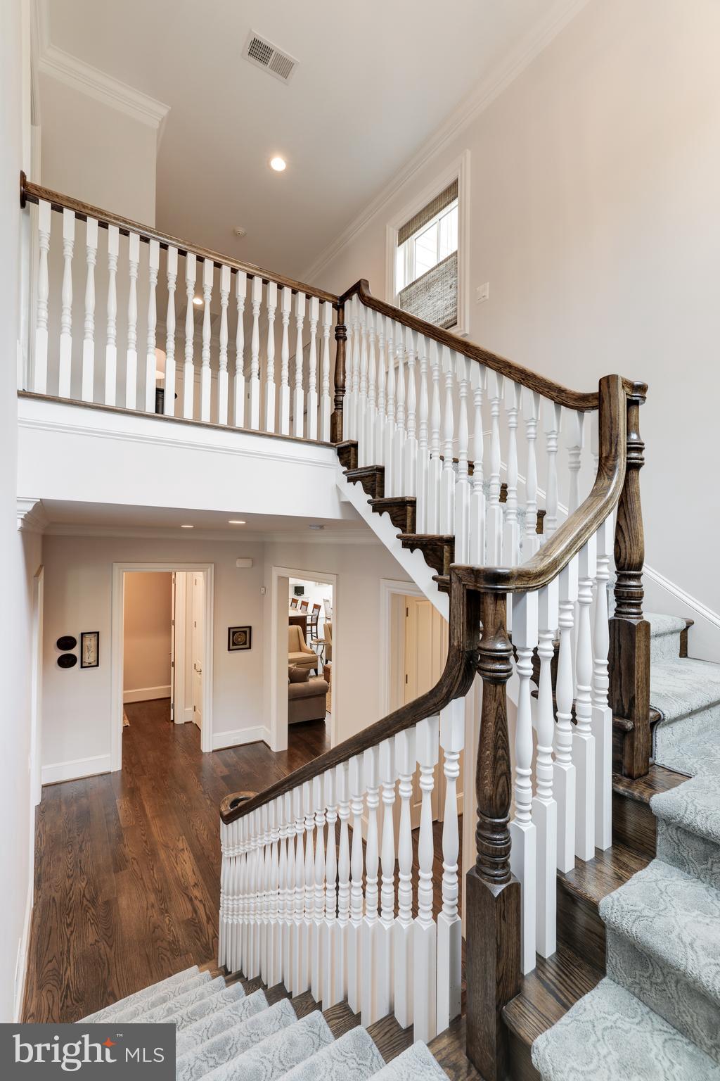 EL NIDO ESTATES - Residential