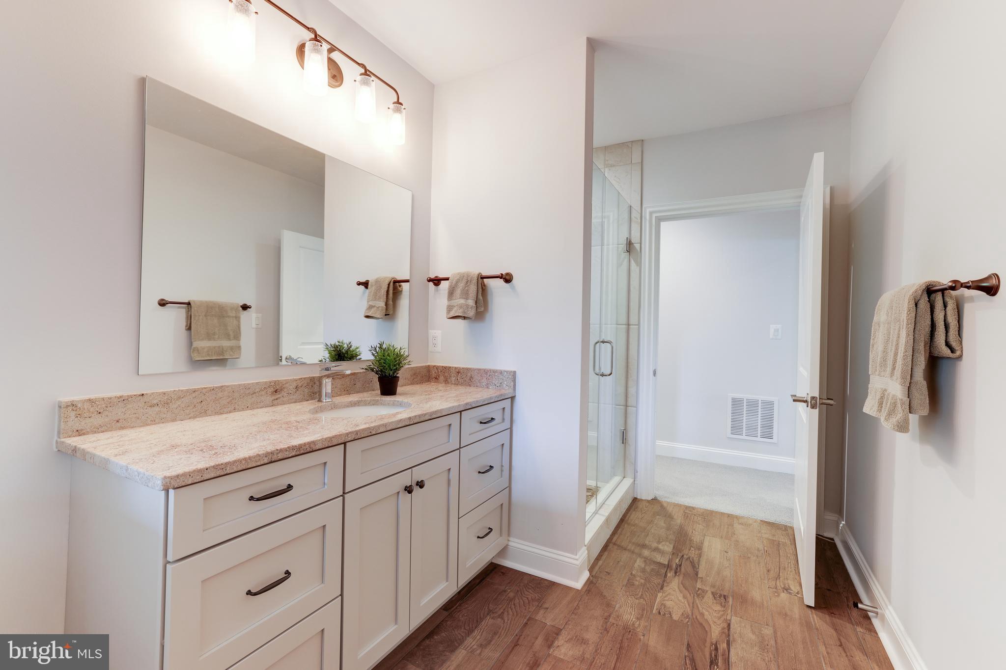 EL NIDO ESTATES - Residential