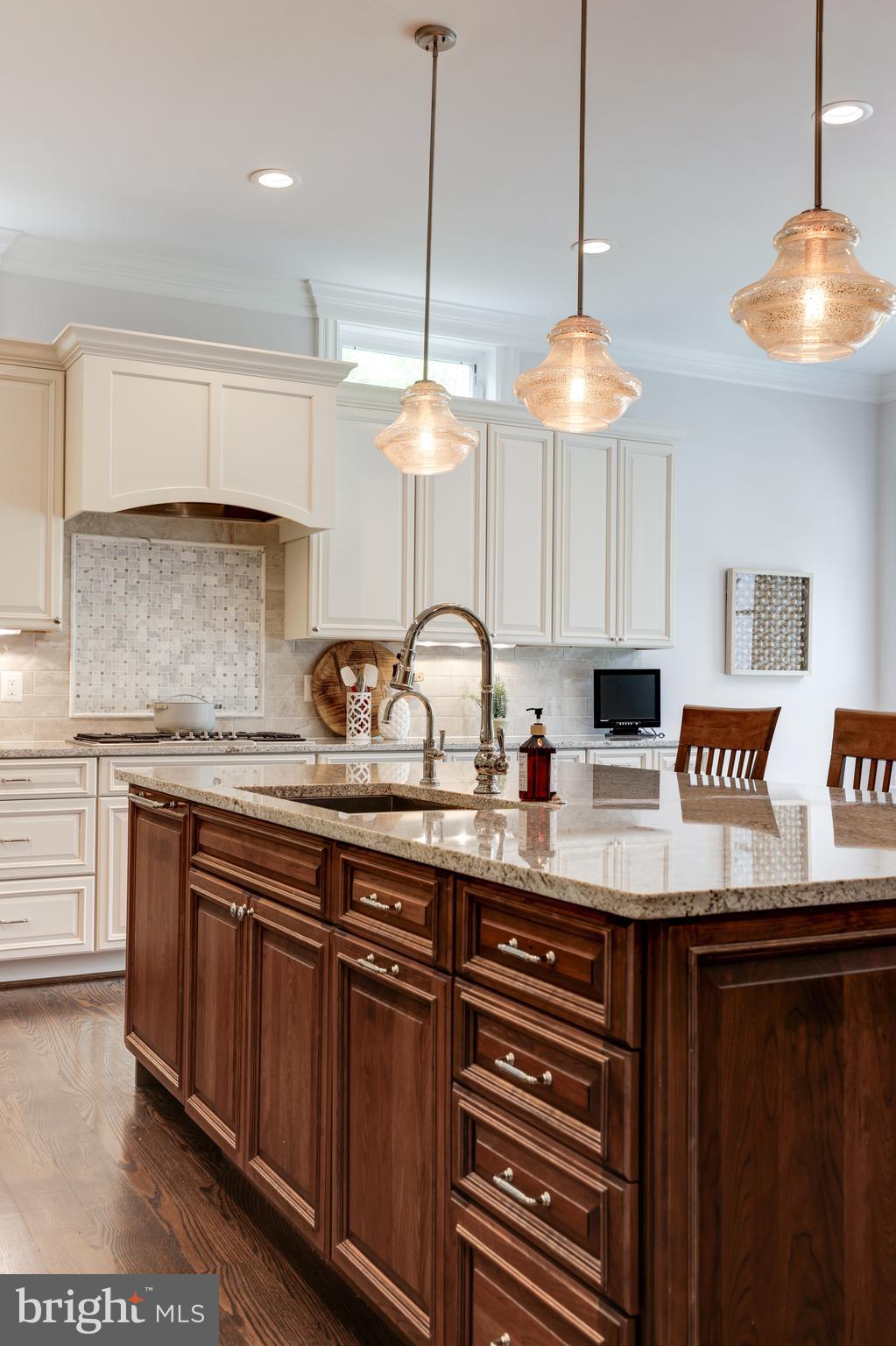 EL NIDO ESTATES - Residential