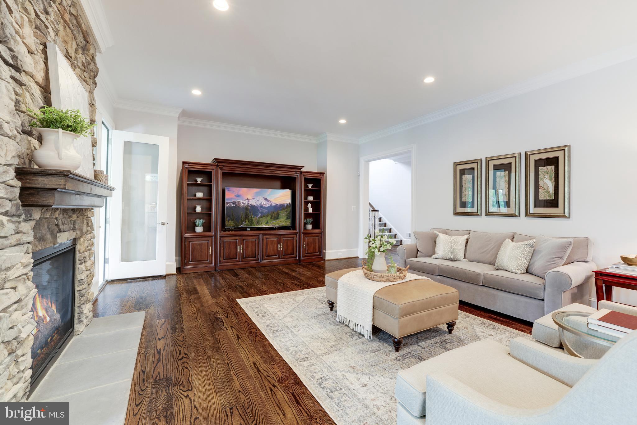 EL NIDO ESTATES - Residential