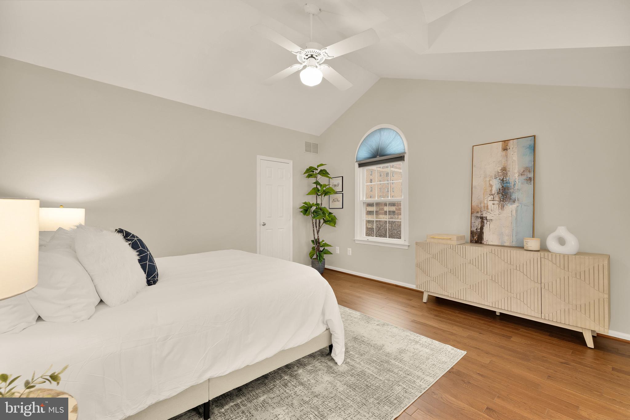 HIGHGATE - Residential