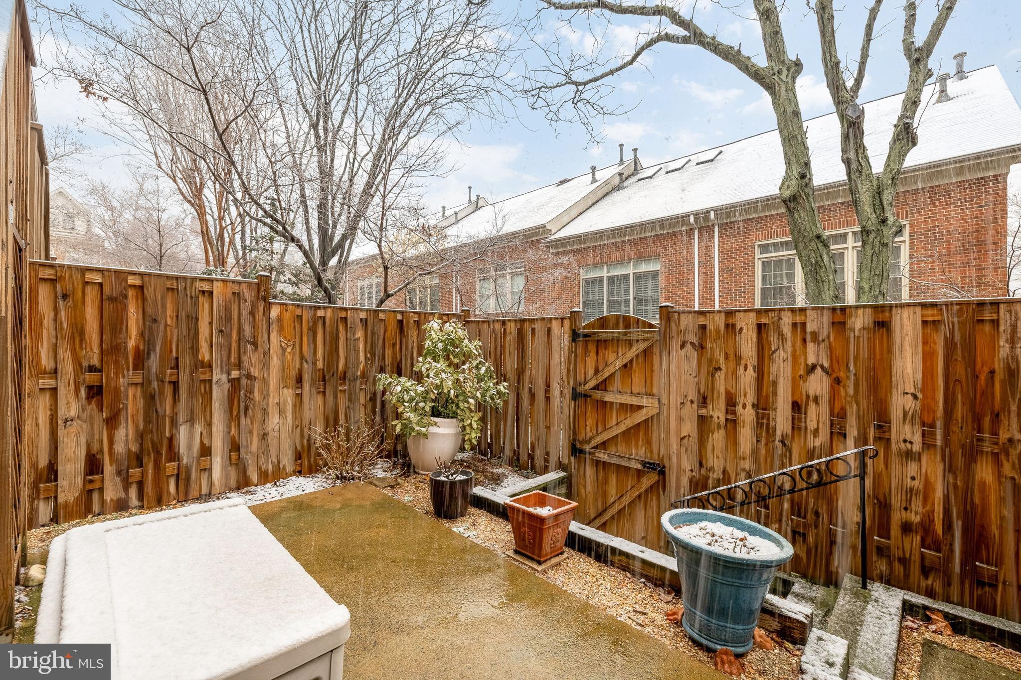 HIGHGATE - Residential