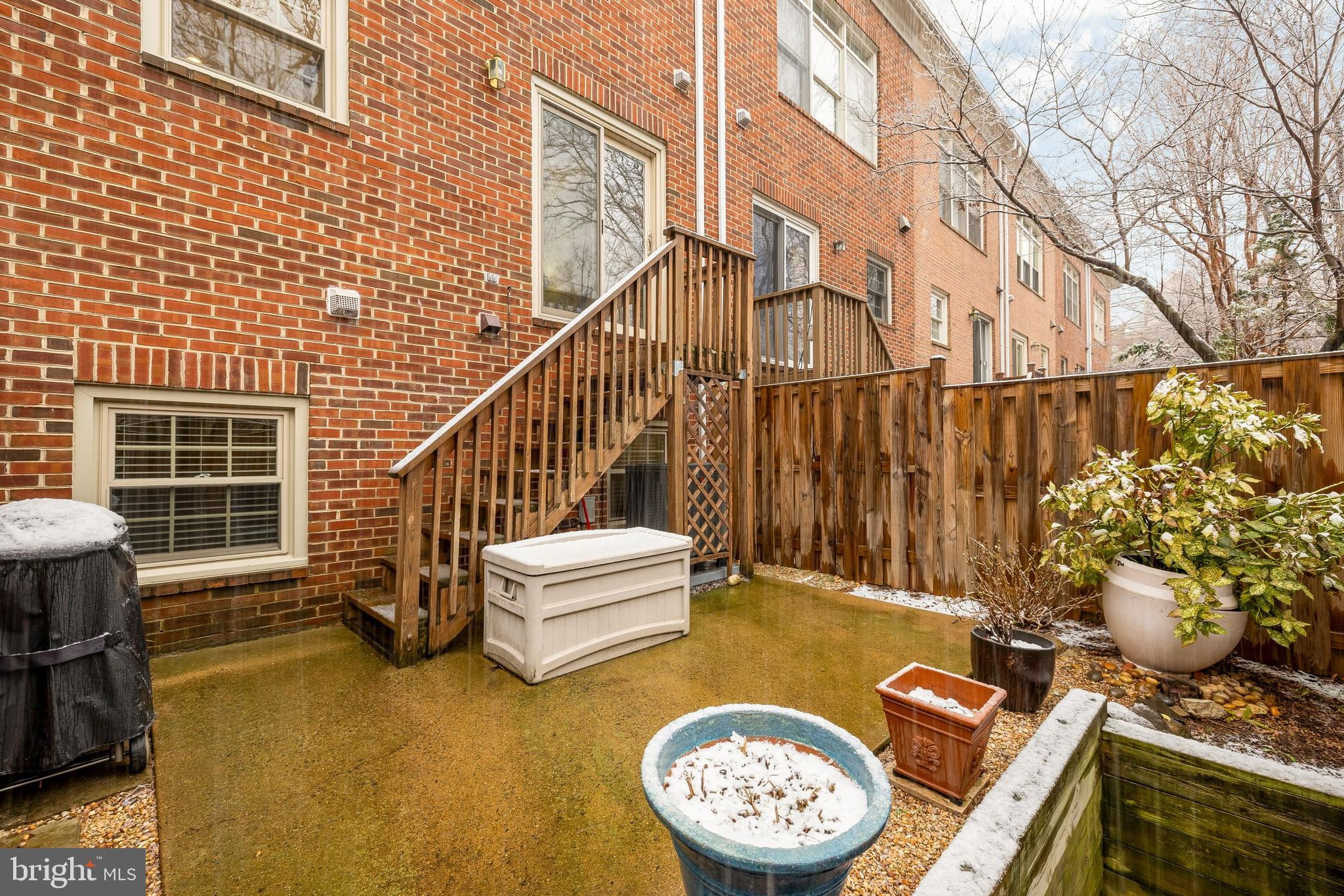 HIGHGATE - Residential