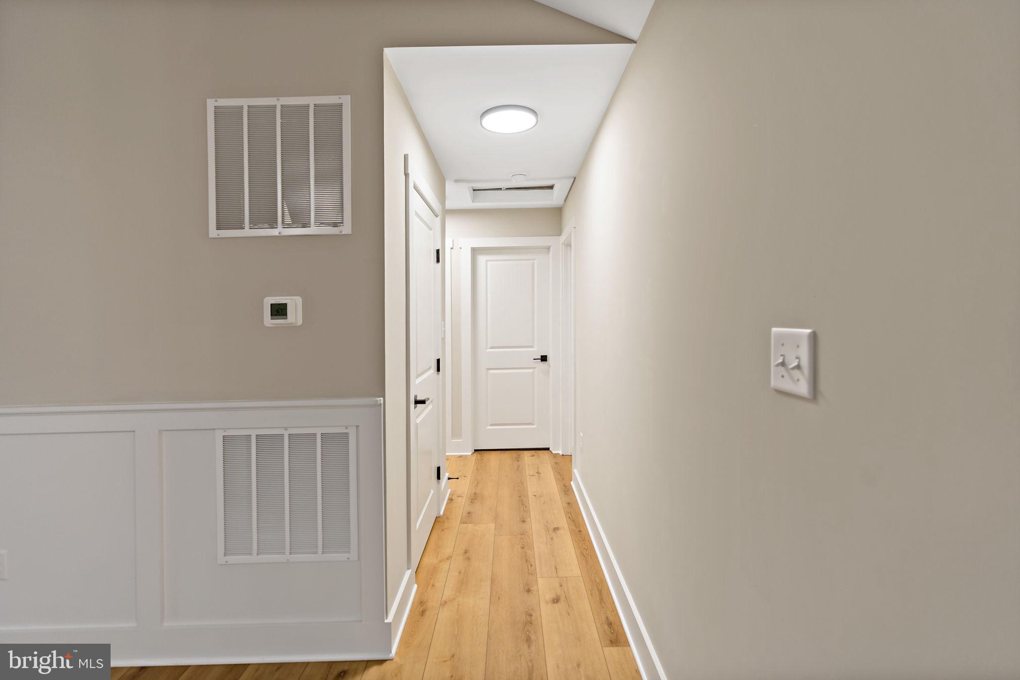 RIVERSIDE ACRES - Residential