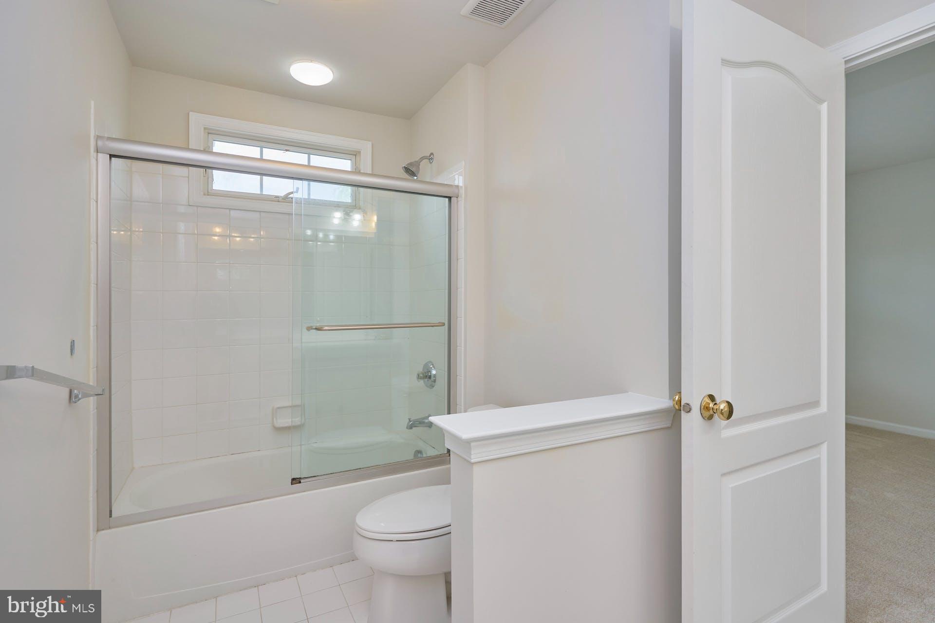 LOUDOUN VALLEY ESTATES 2 - Residential