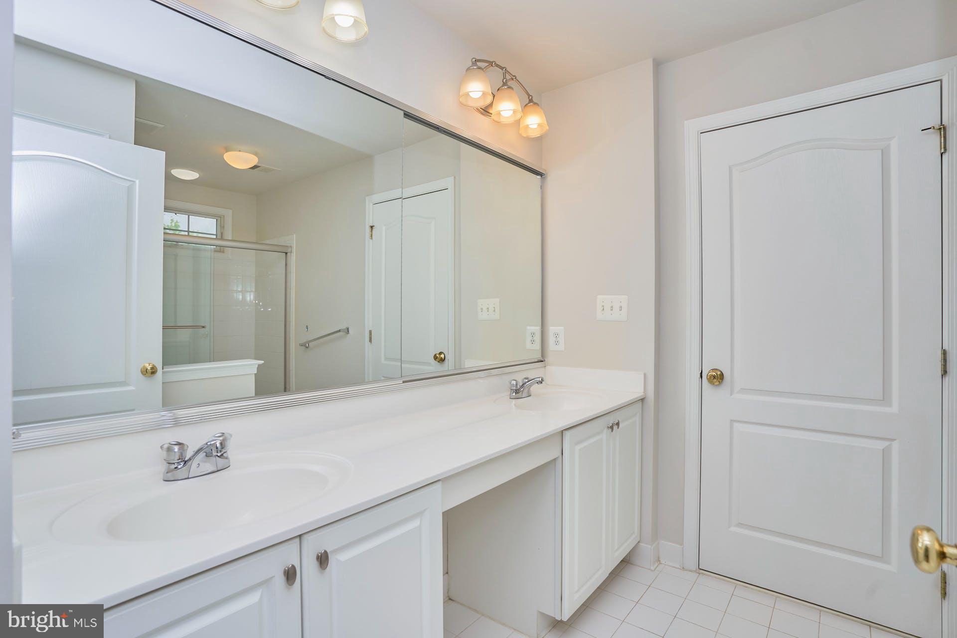 LOUDOUN VALLEY ESTATES 2 - Residential