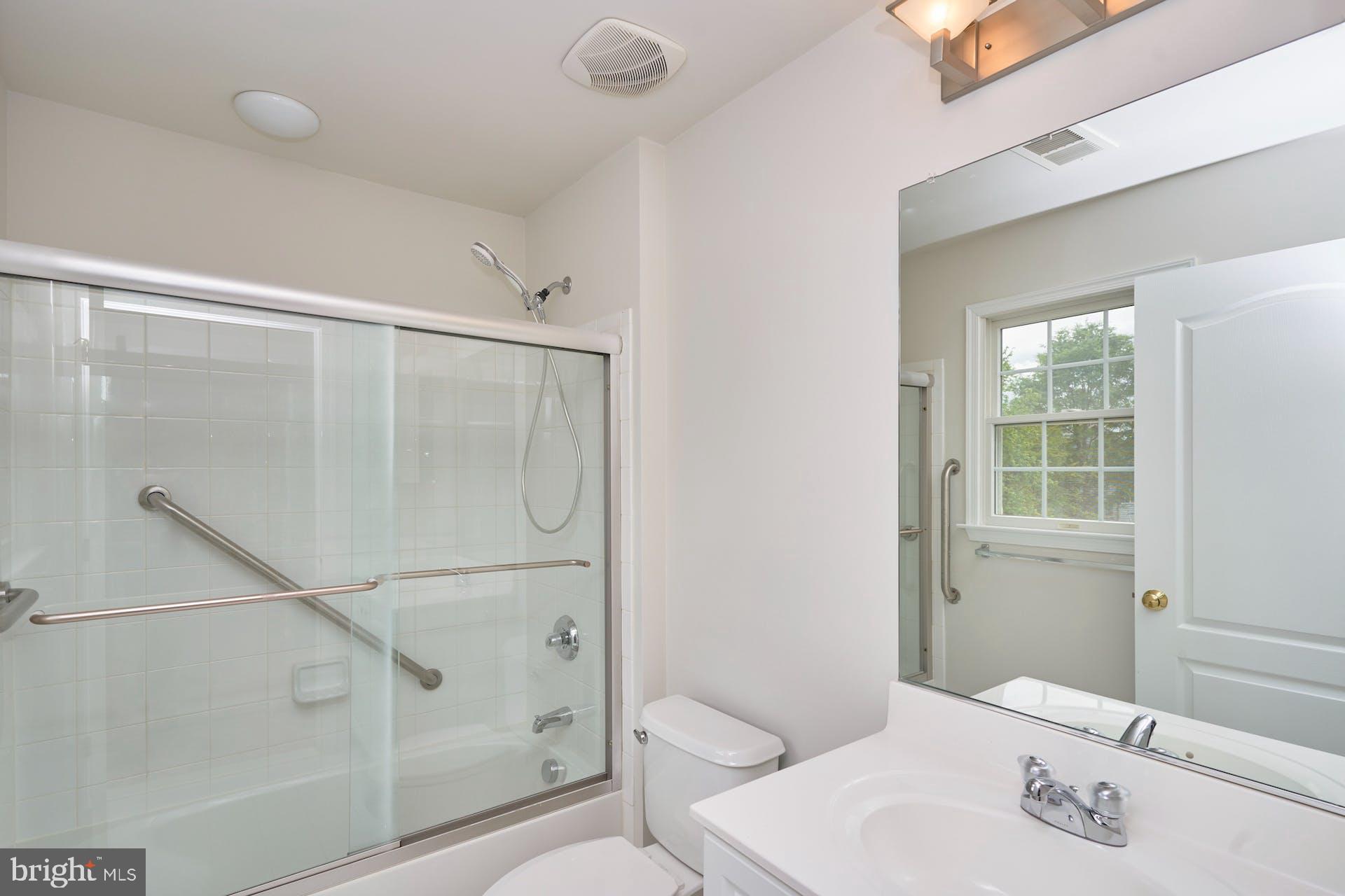 LOUDOUN VALLEY ESTATES 2 - Residential