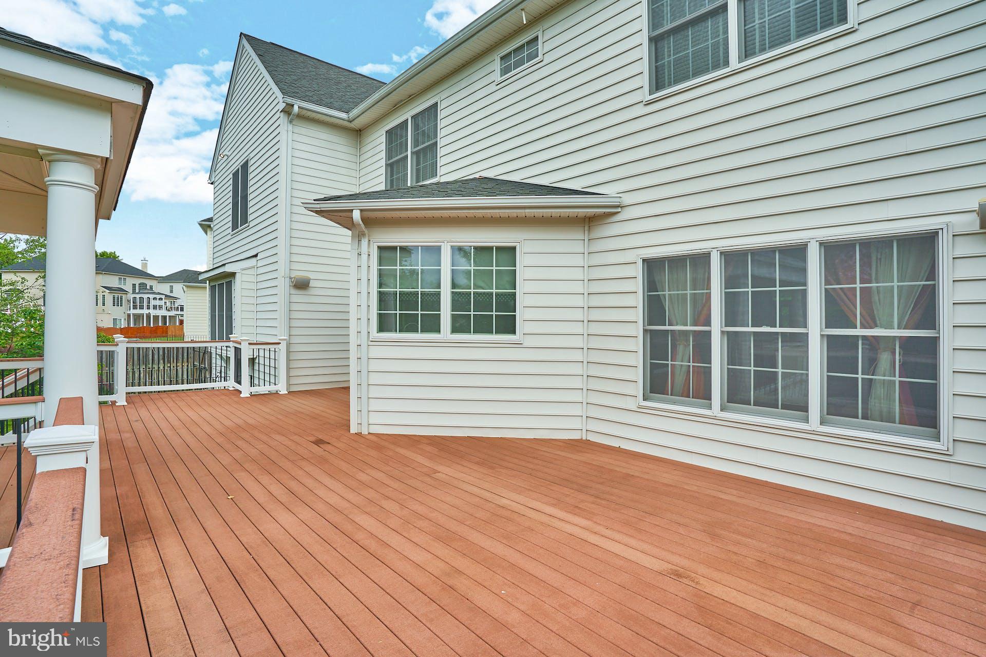 LOUDOUN VALLEY ESTATES 2 - Residential