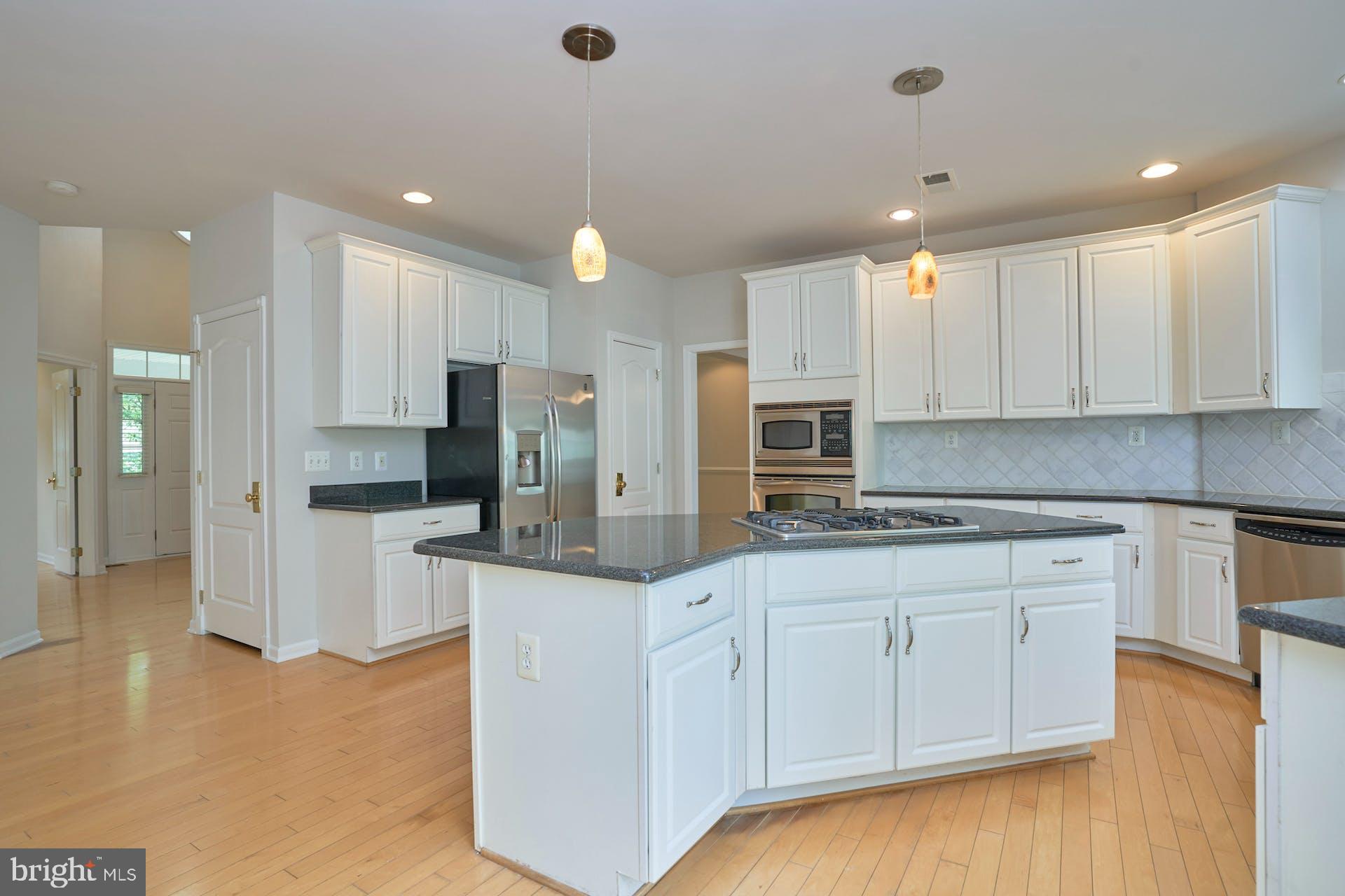 LOUDOUN VALLEY ESTATES 2 - Residential