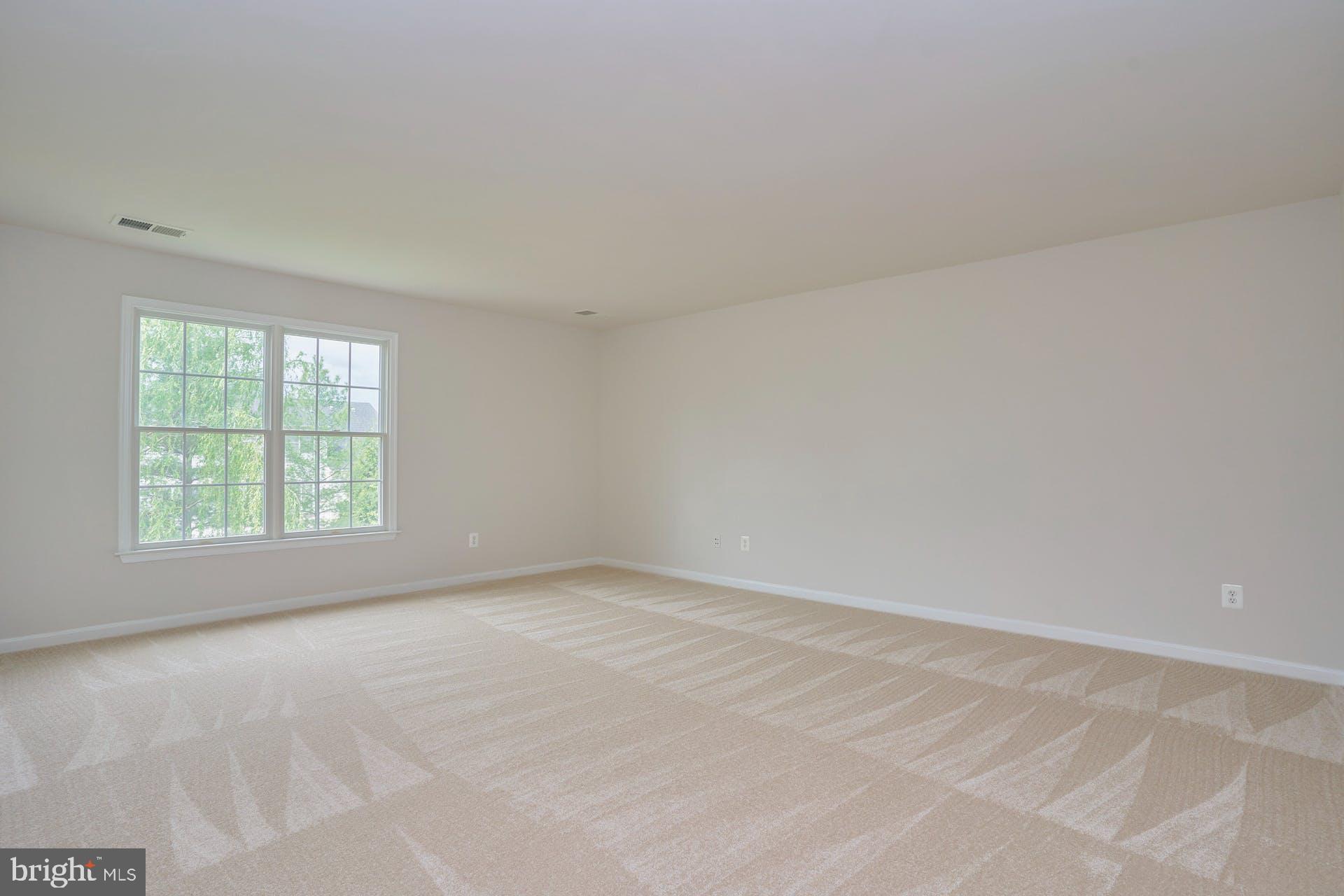 LOUDOUN VALLEY ESTATES 2 - Residential