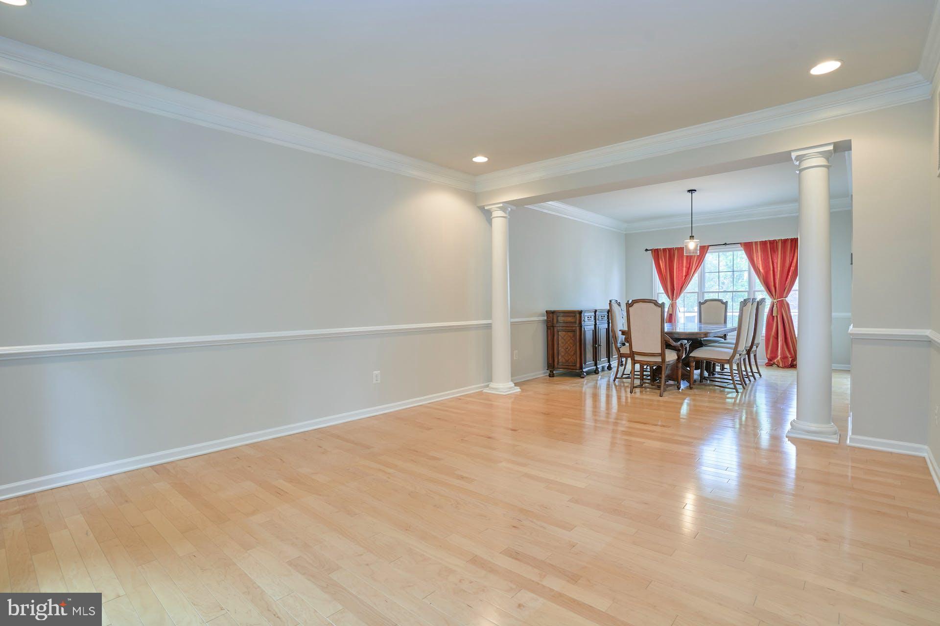 LOUDOUN VALLEY ESTATES 2 - Residential