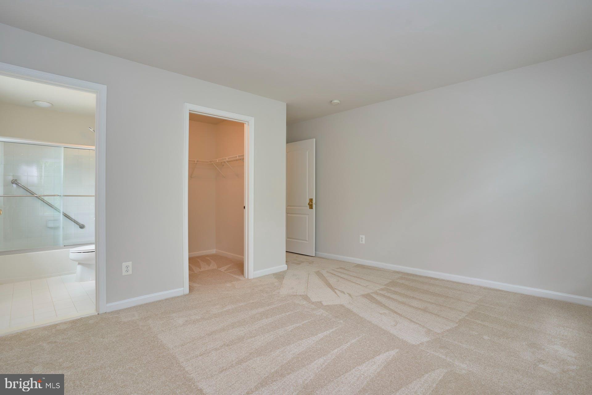 LOUDOUN VALLEY ESTATES 2 - Residential