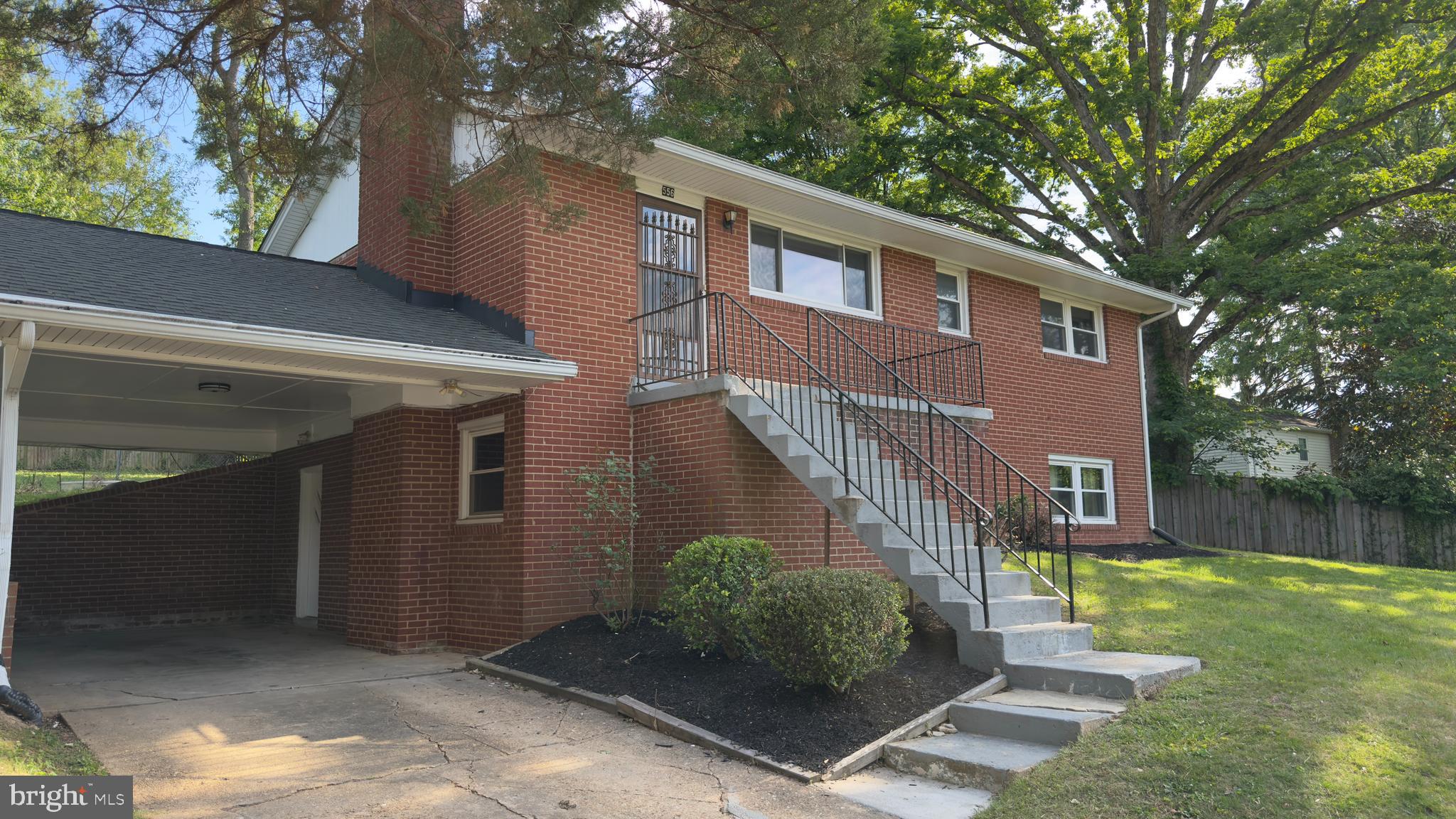 556 ORCHARD STREET NW
