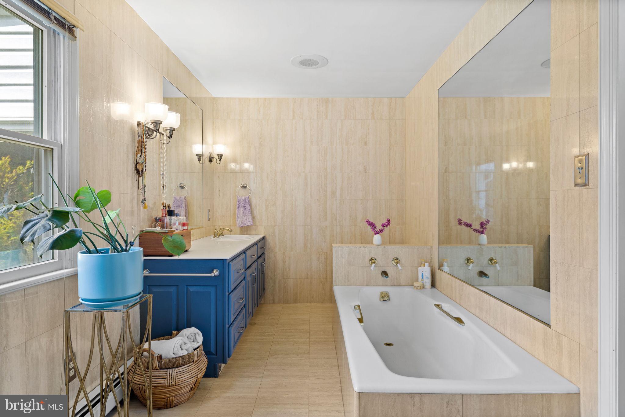 NON AVAILABLE - Residential