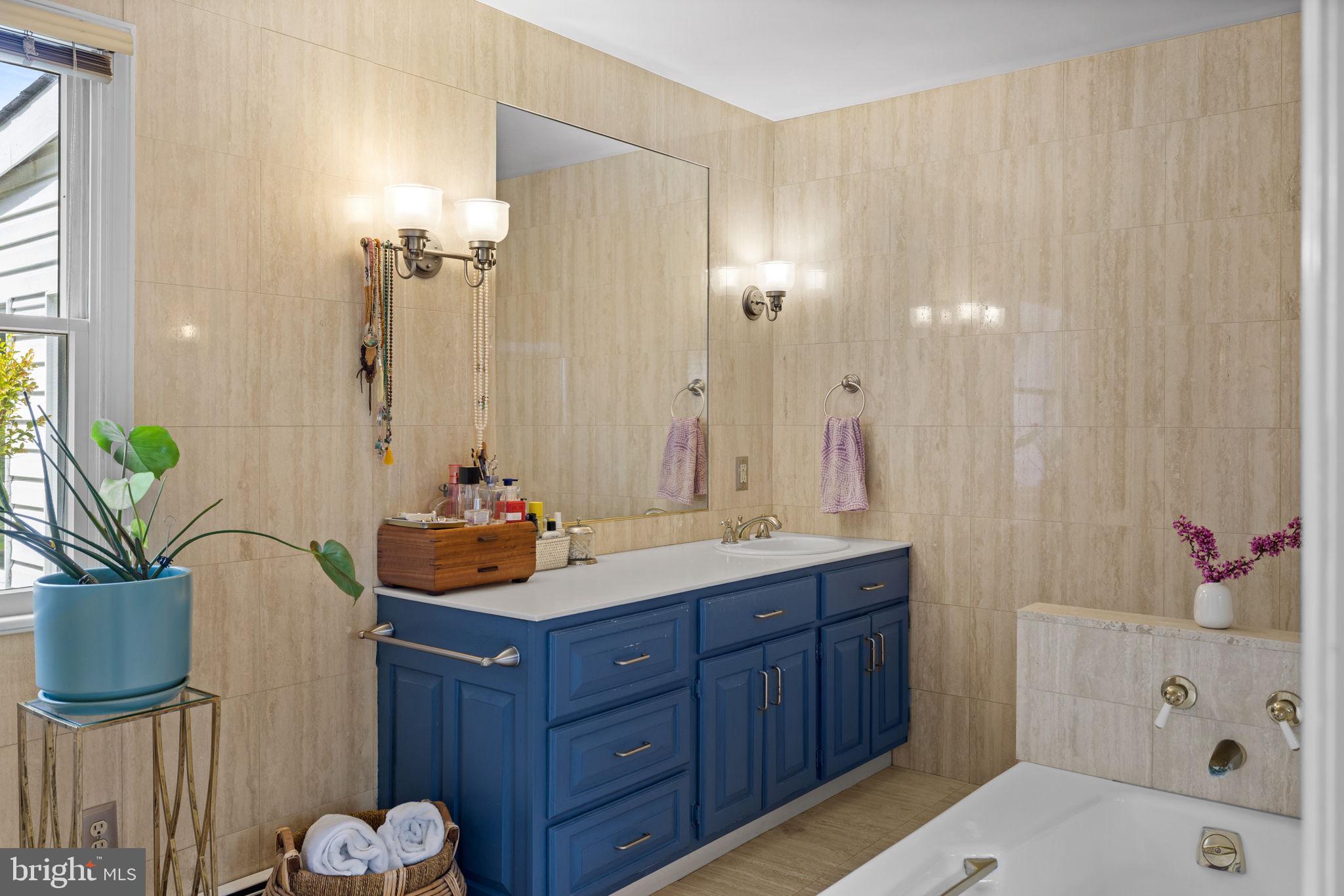 NON AVAILABLE - Residential