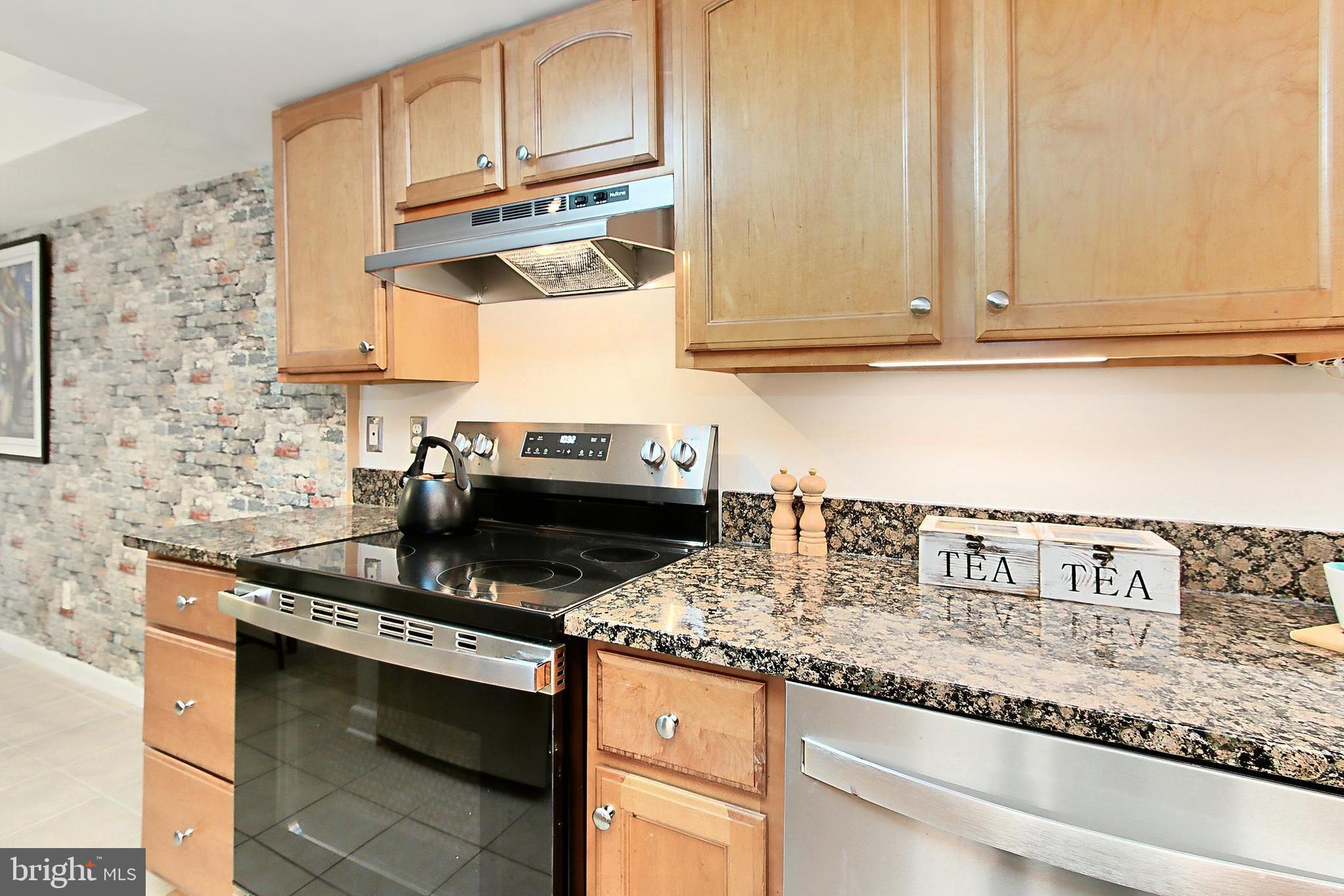 WINTER HILL - Residential