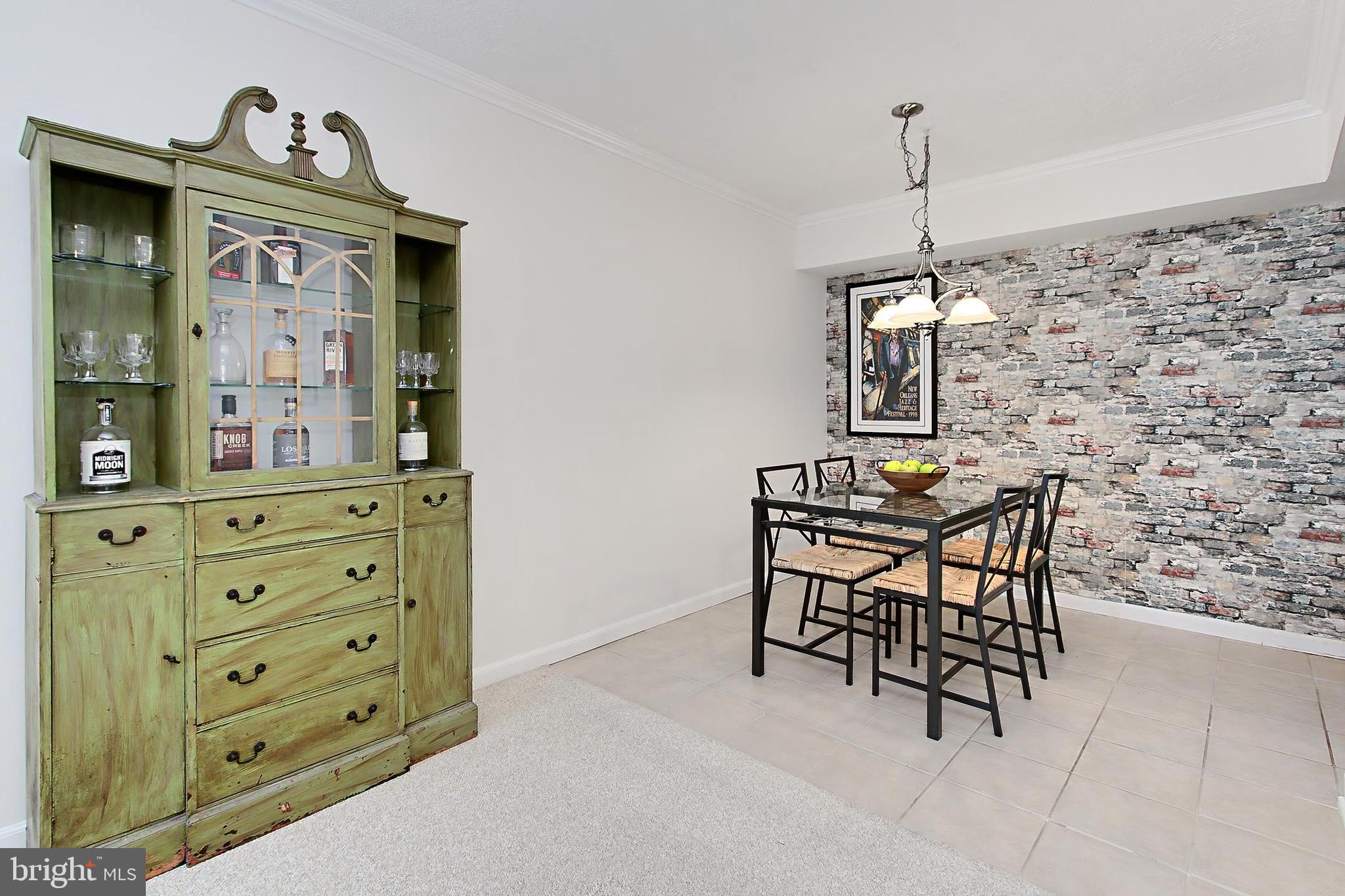 WINTER HILL - Residential