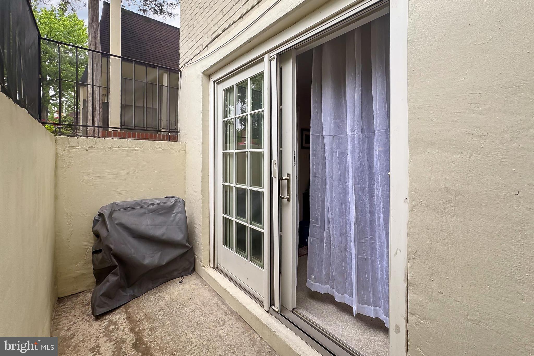 WINTER HILL - Residential