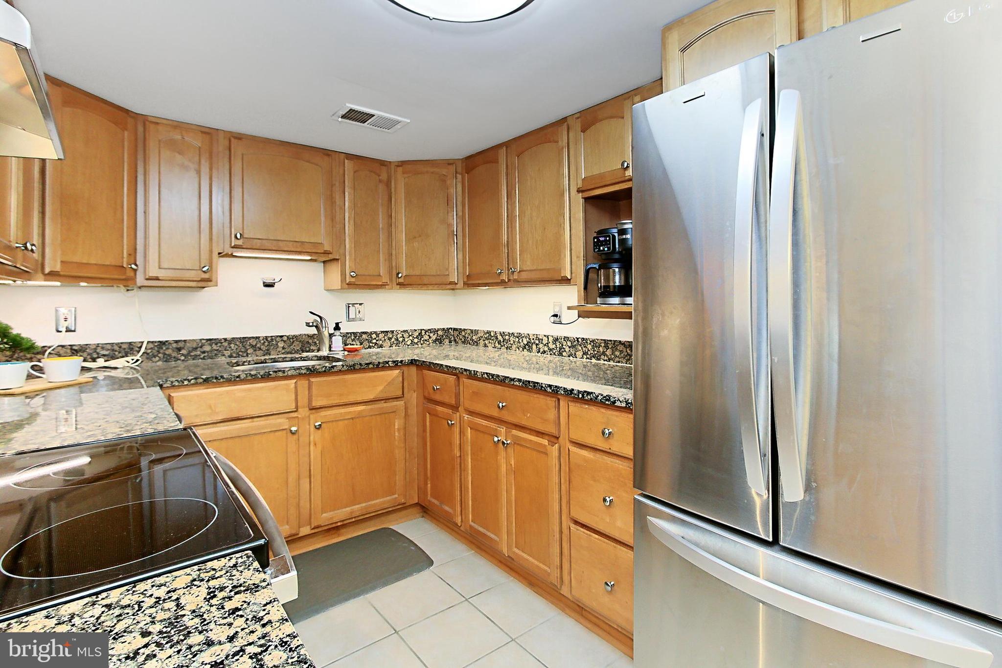 WINTER HILL - Residential