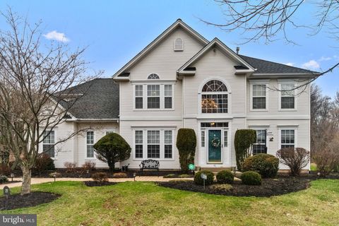 Homes For Sale - 42 Devon Road<br/> NEWTOWN, PA 18940