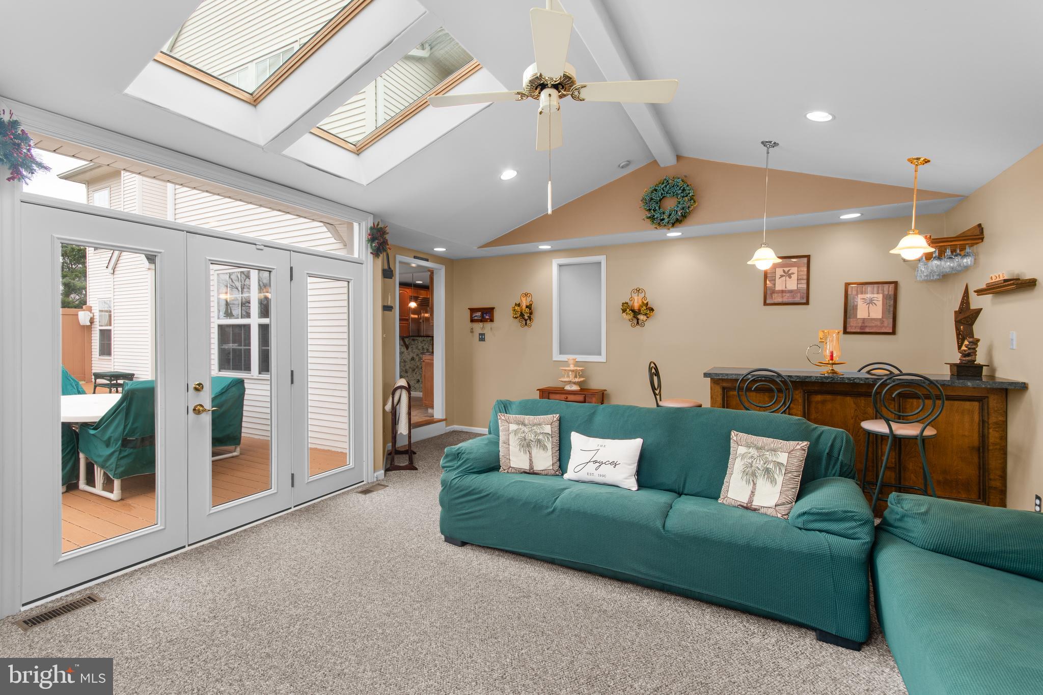 NEW HAVEN - Residential