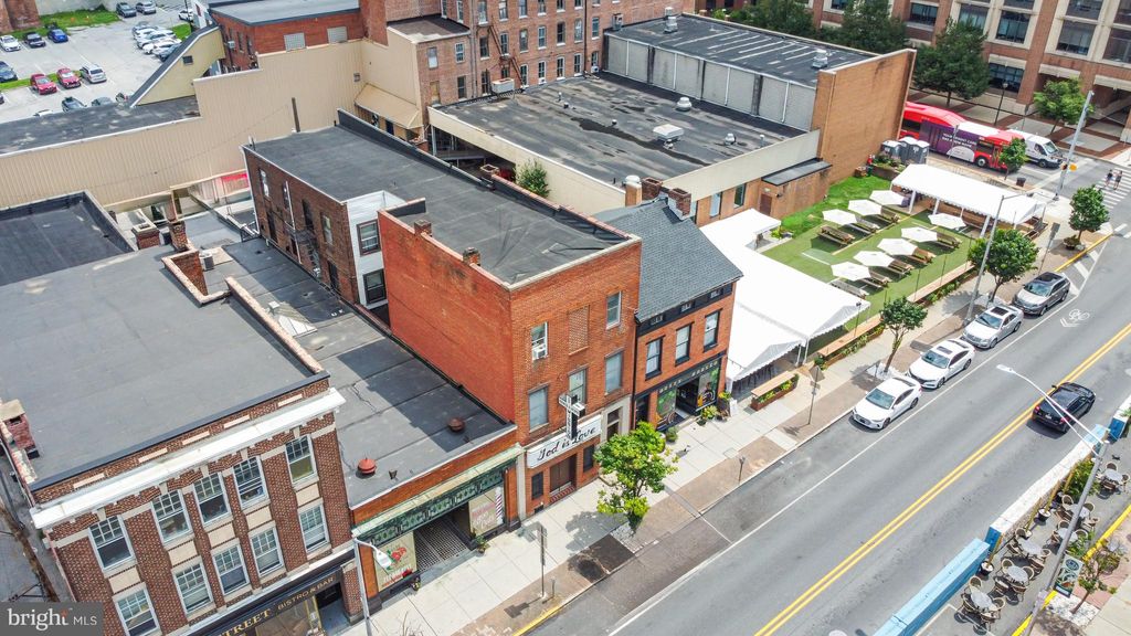 Photo of 119 N George Street, YORK, PA 17401 (MLS # PAYK2087690)