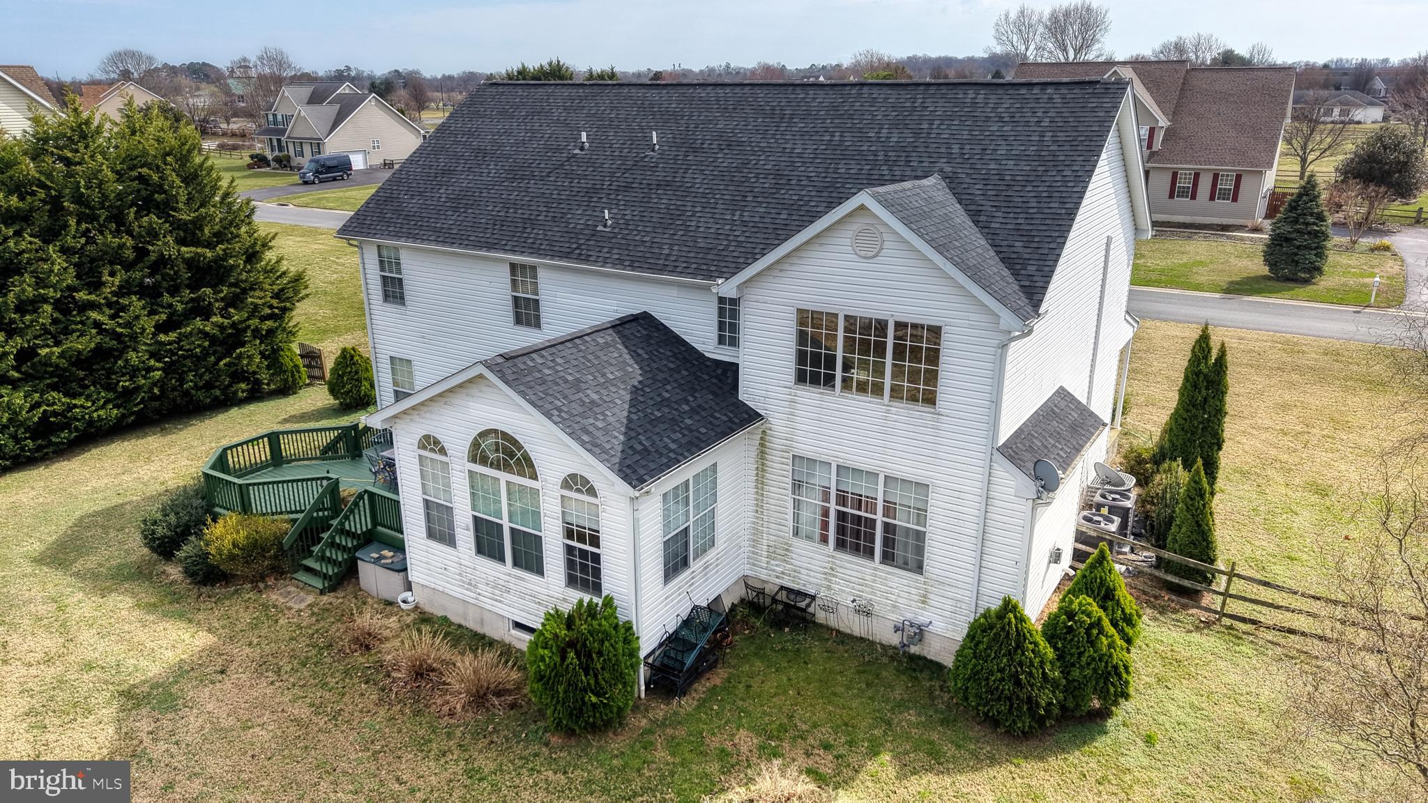 JONATHANS LANDING - Residential