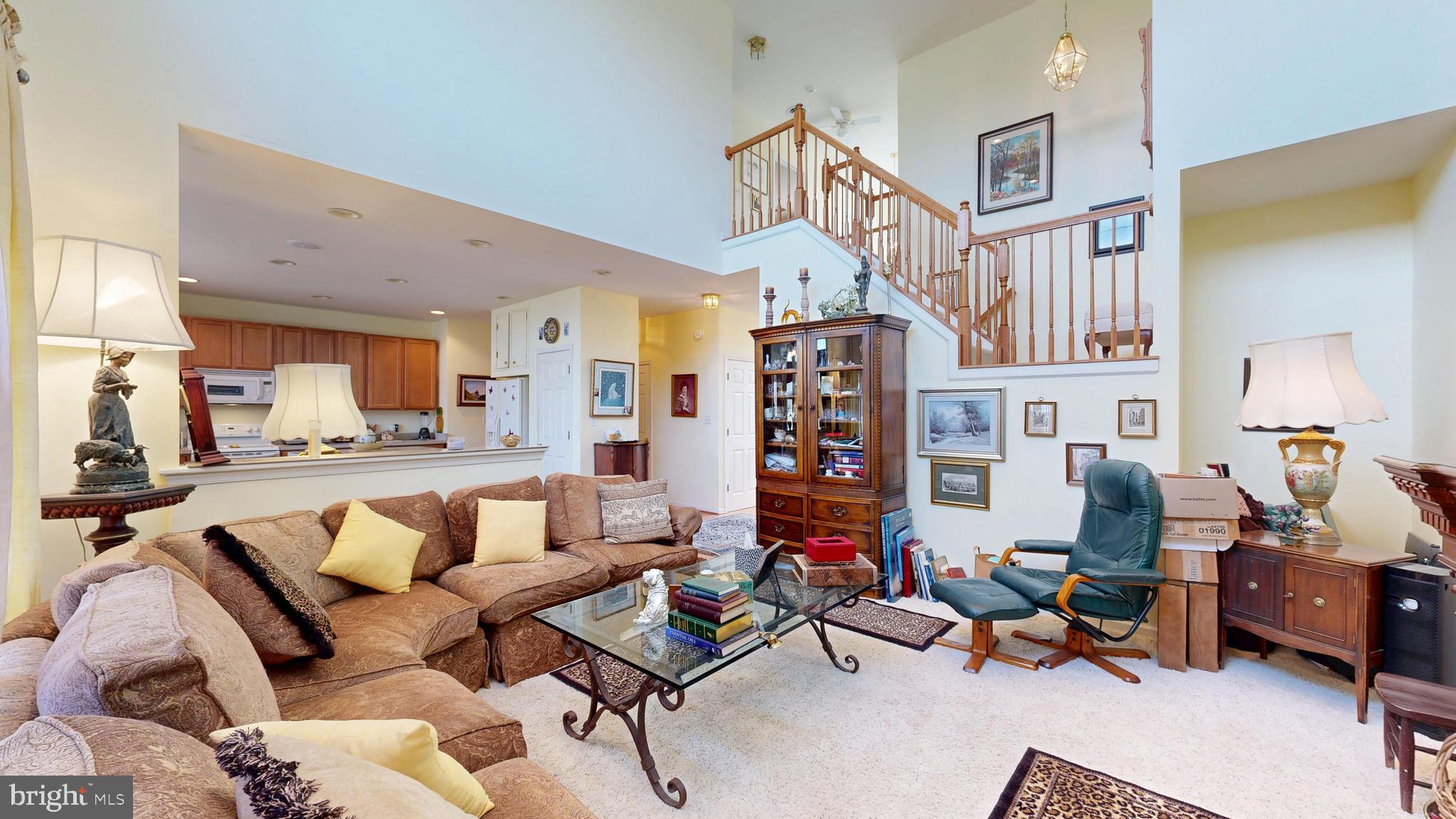 JONATHANS LANDING - Residential