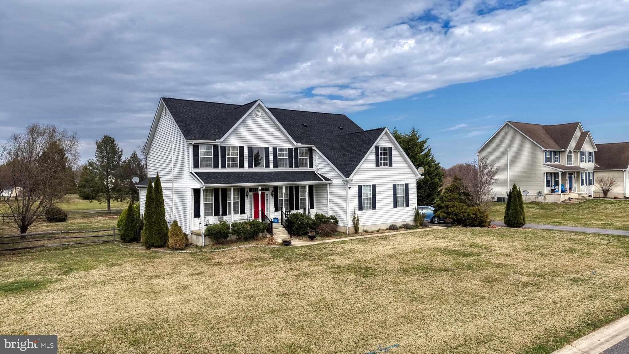 JONATHANS LANDING - Residential