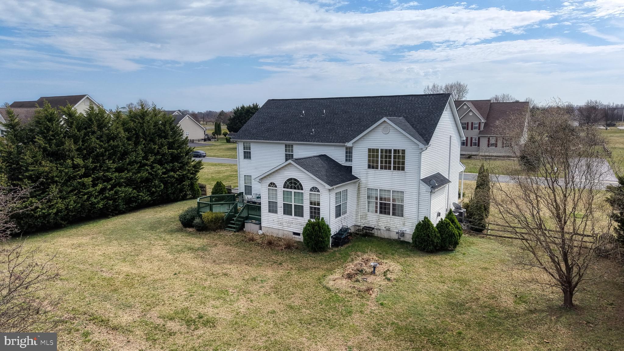 JONATHANS LANDING - Residential