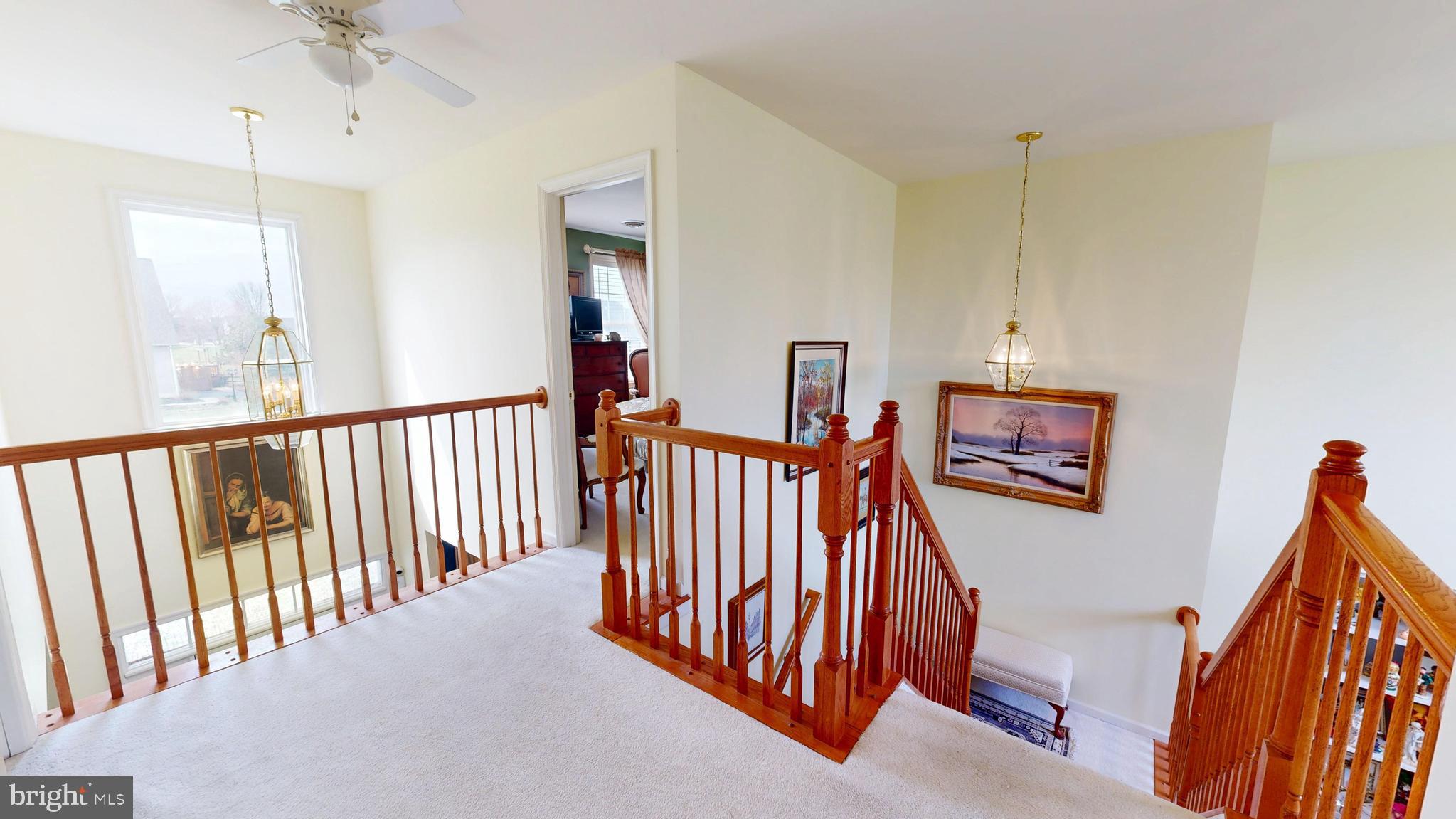 JONATHANS LANDING - Residential