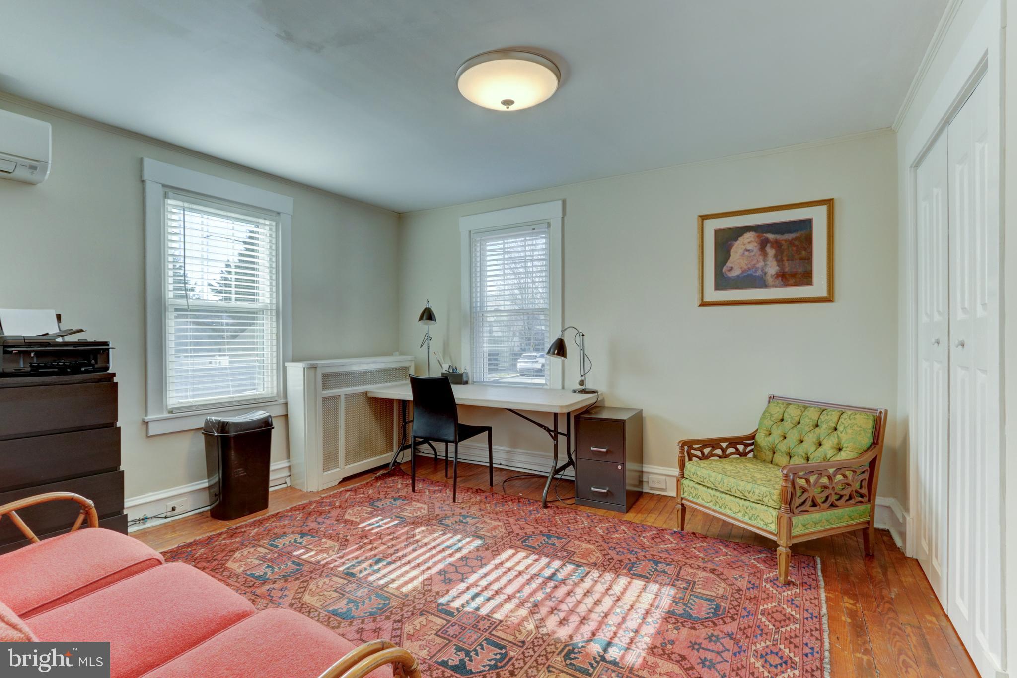 ROXBOROUGH - Residential