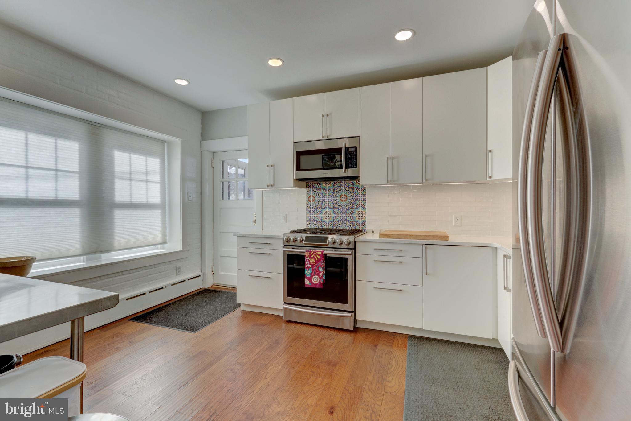 ROXBOROUGH - Residential