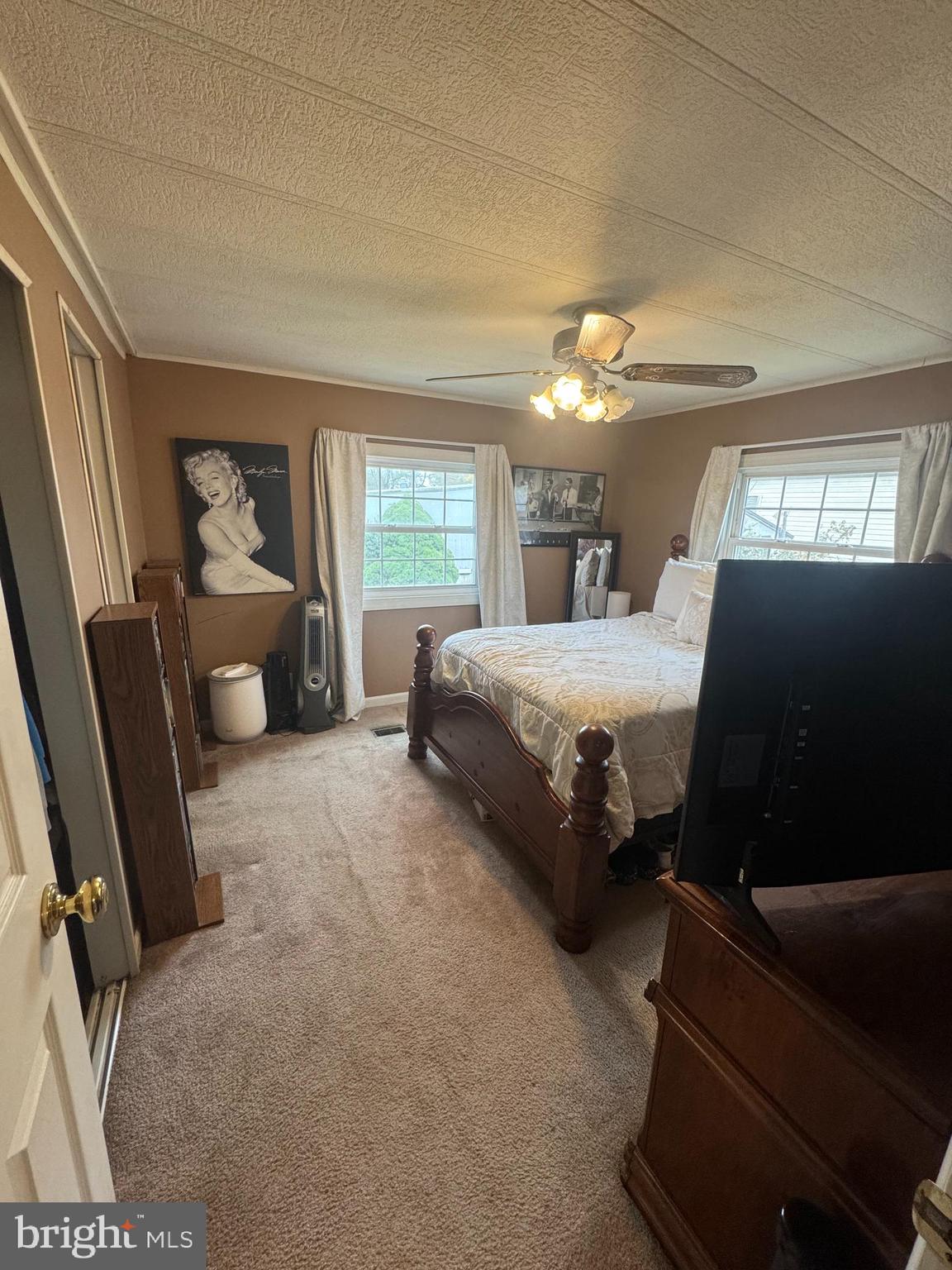 PENNWOOD CROSSING - Residential