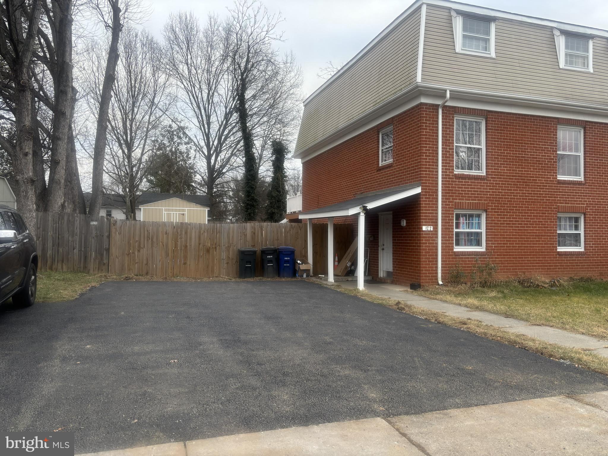 MAYFAIR - Residential