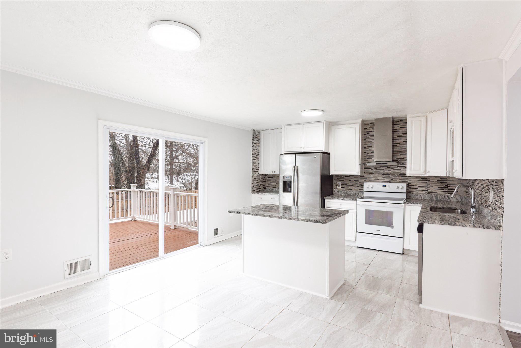 MAYFAIR - Residential