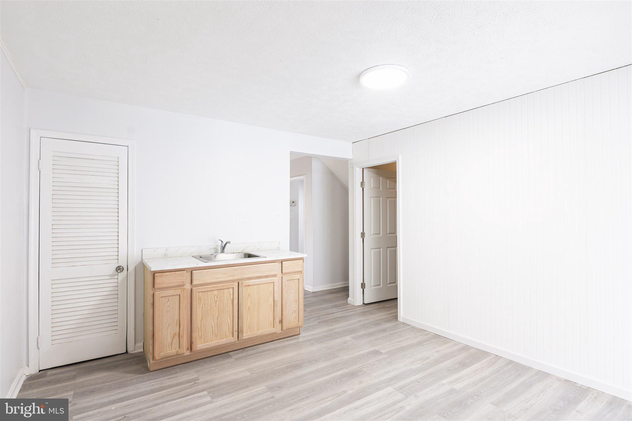 MAYFAIR - Residential