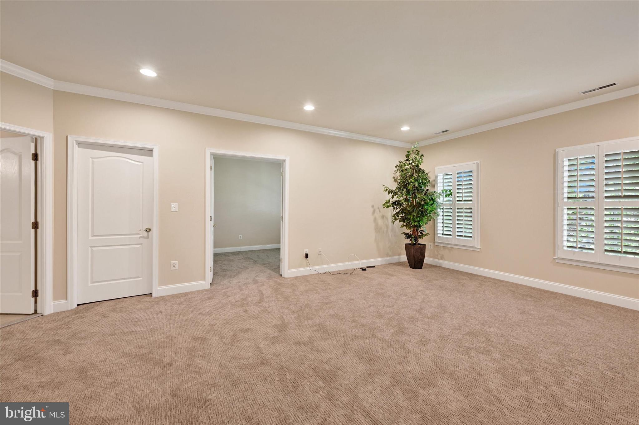 GREENSPRING - Residential