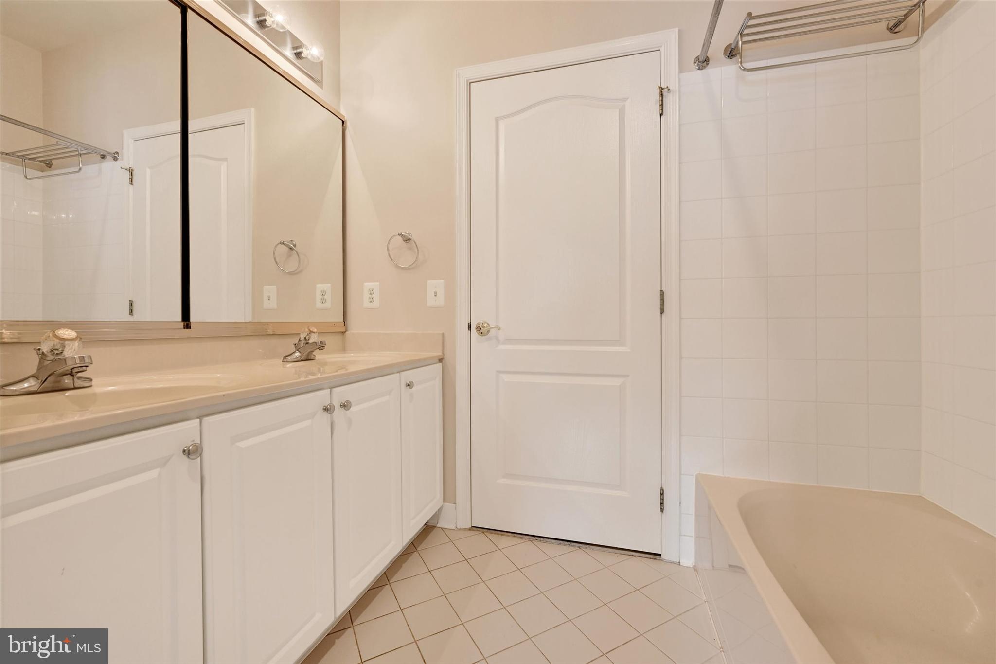 GREENSPRING - Residential