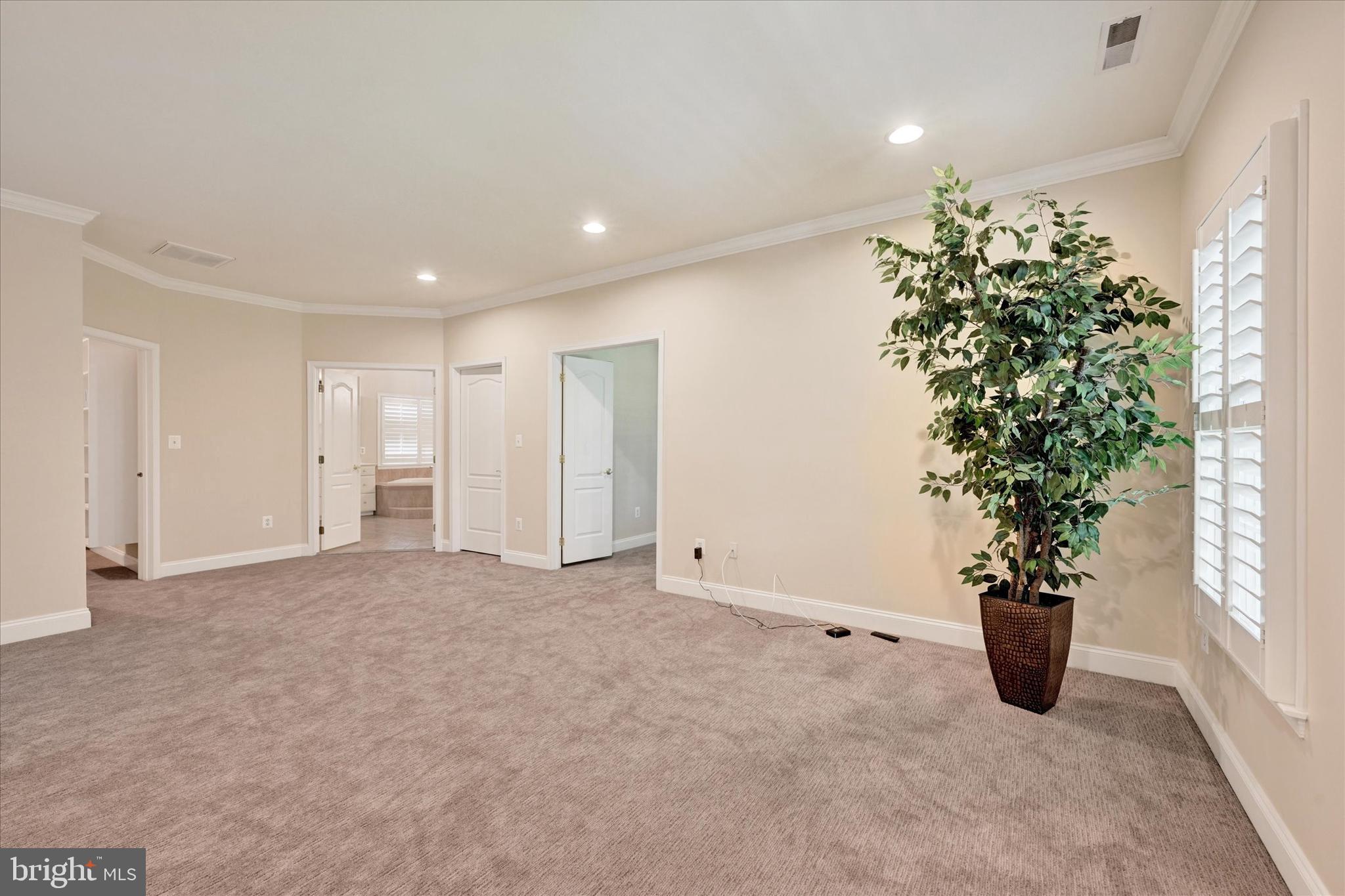 GREENSPRING - Residential