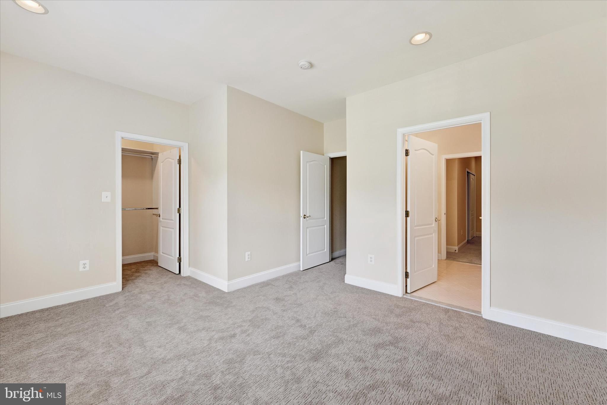 GREENSPRING - Residential