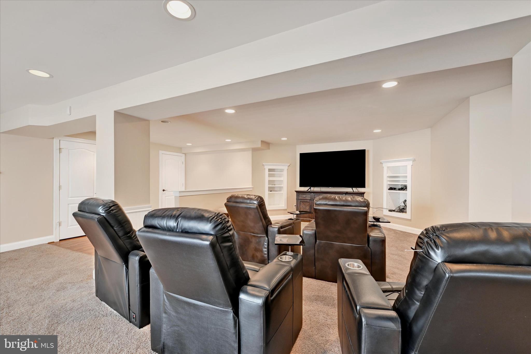 GREENSPRING - Residential